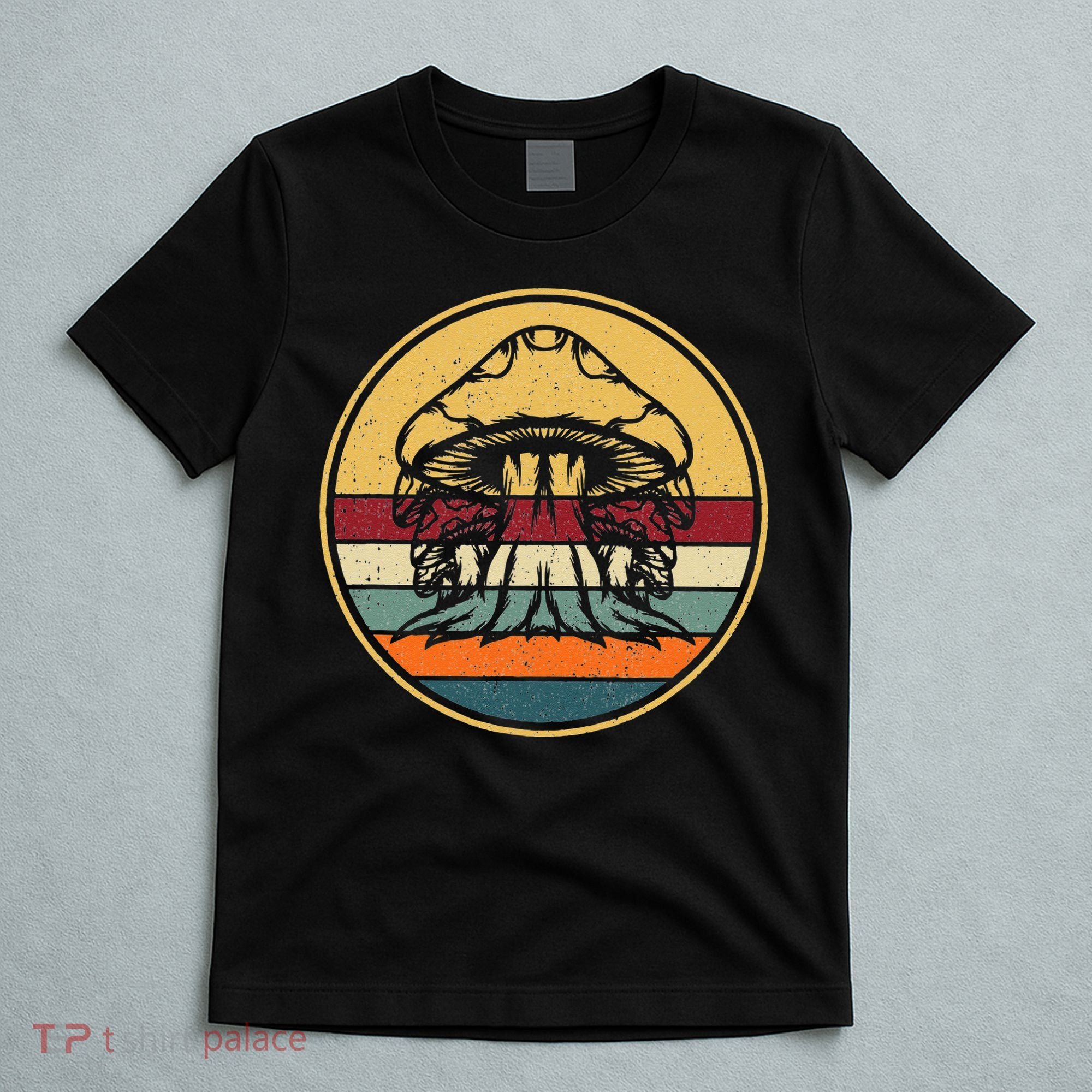 Retro Mushroom Hunter Fungi Foraging Vintage Mycologist T-Shirt