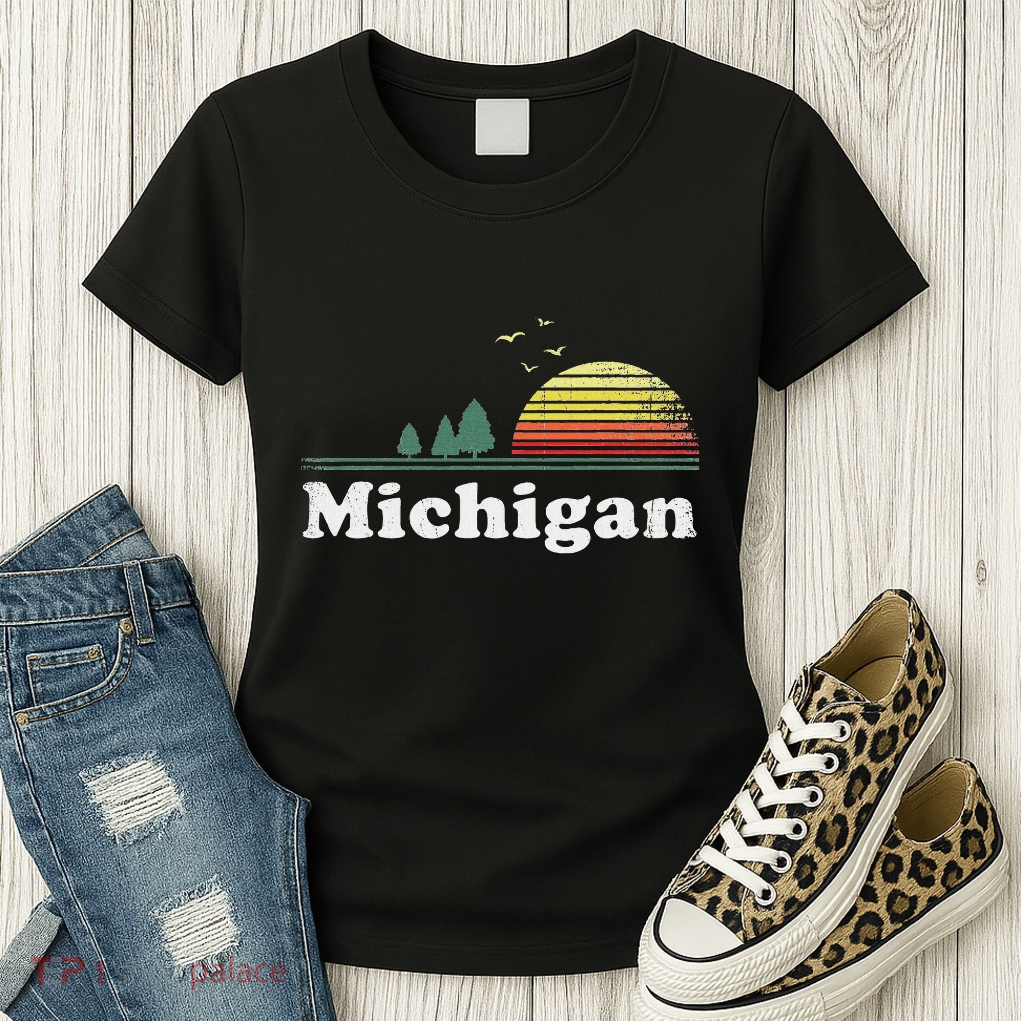 Retro Michigan Image Novelty Home Mi State Souvenir Women's T-Shirt
