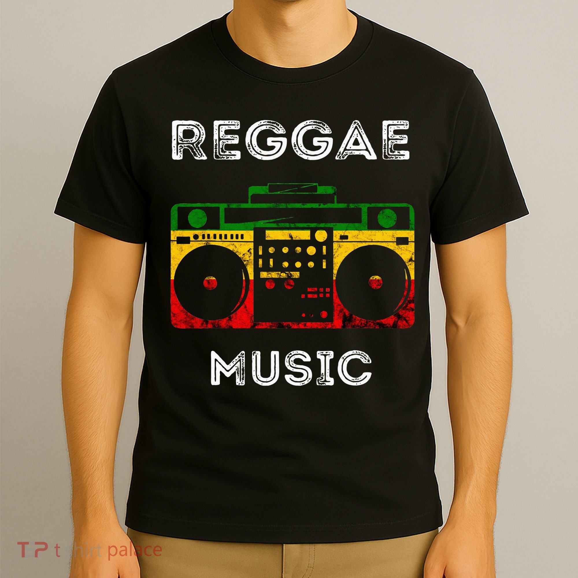 Reggae Music Musicbox Boombox Rastafari Roots Rasta Reggae  T-Shirt