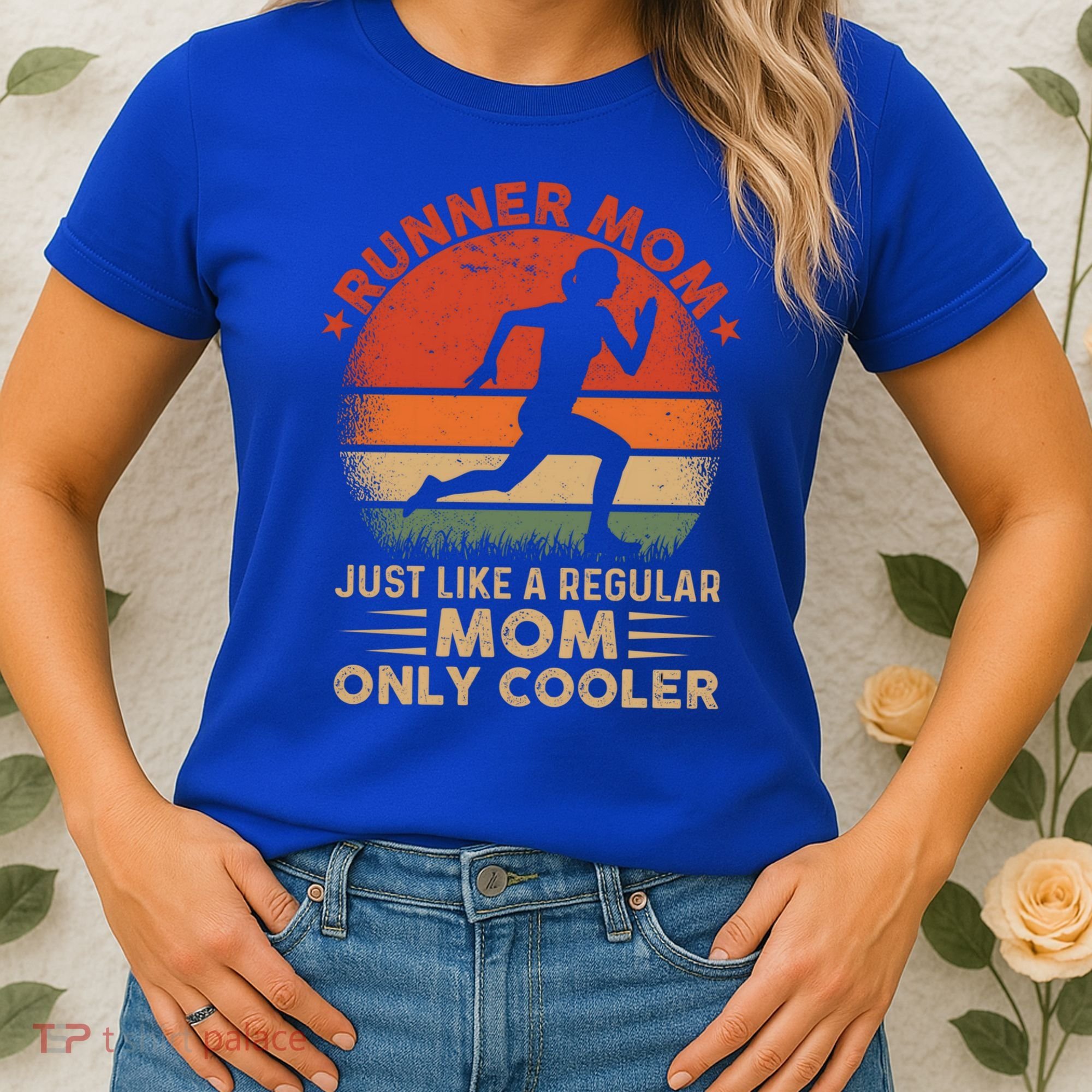 Runner Mom Marathon Race Track And Field Mothers Day Gift Women's T-Shirt