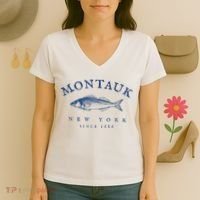 Retro Montauk New York Fishing Women's V-Neck T-Shirt thumb 3