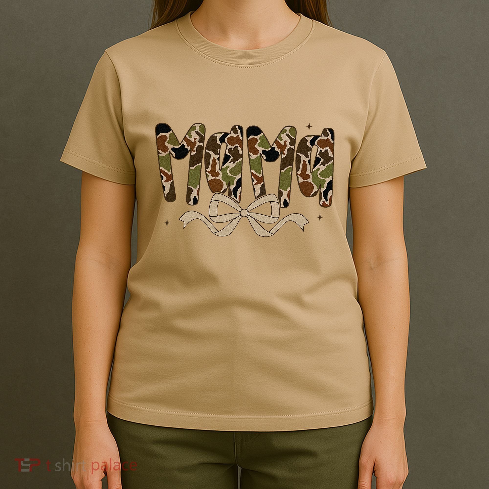 Retro Mama Preppy Duck Coquette Camo Bow Camouflage Mom T-Shirt