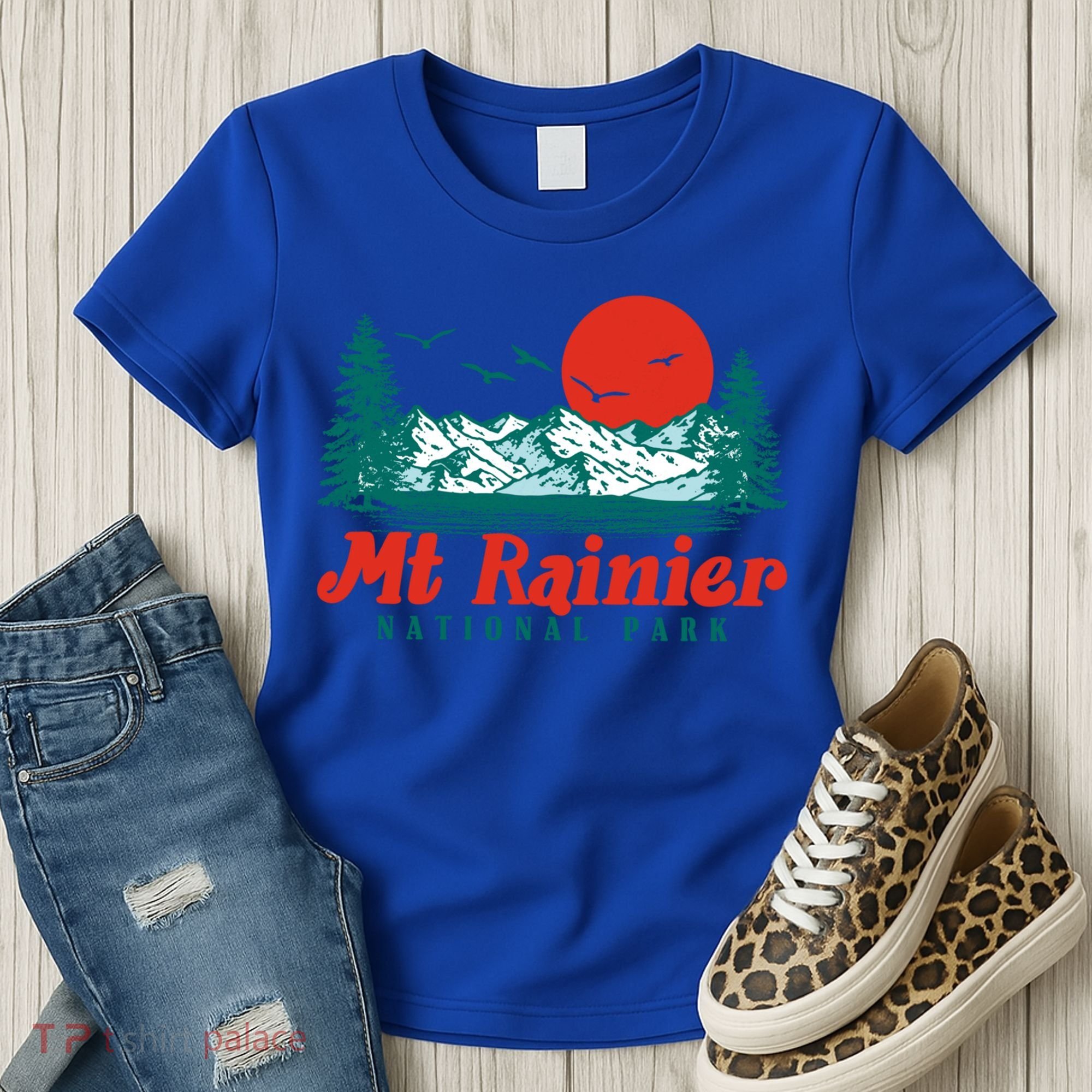 Retro Mount Rainier Mountain Trees And Sun Scene Graphic Gift Women's T-Shirt