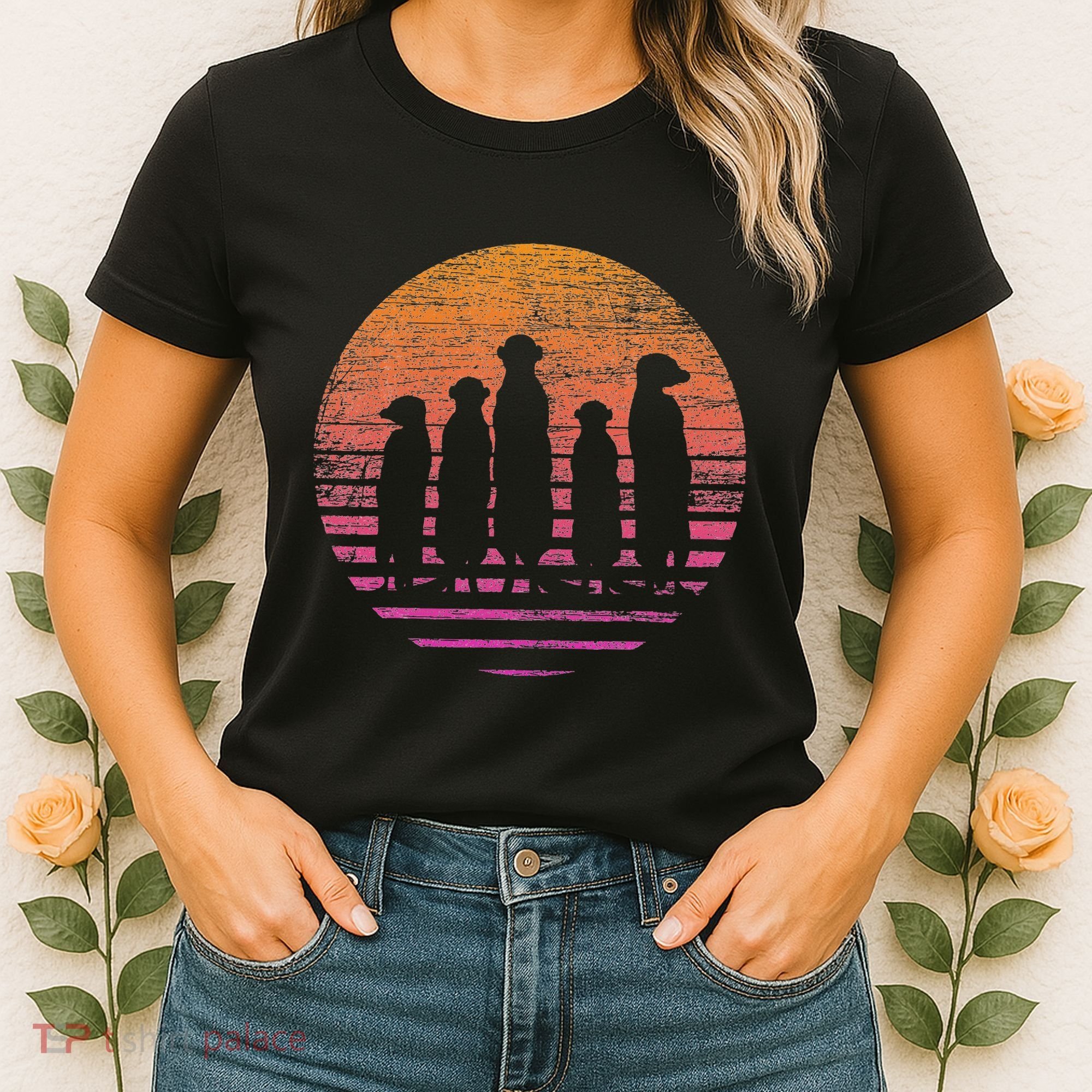 Retro Meerkat Women's T-Shirt