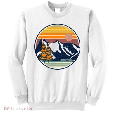 Retro Mountain Sunset Nature Sweatshirt