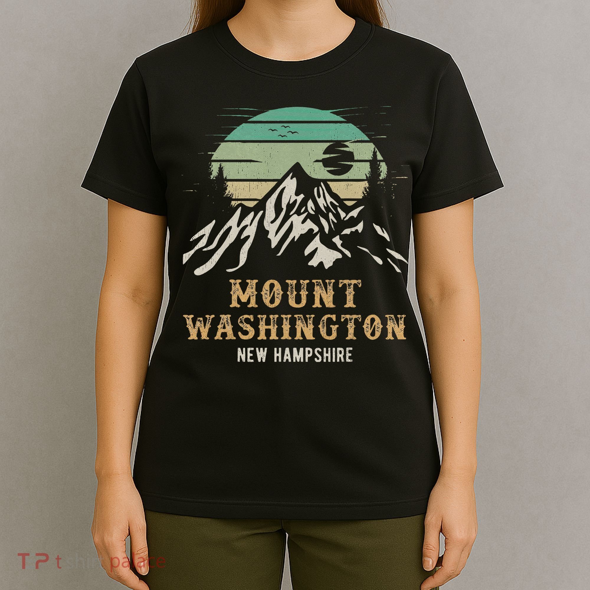 Retro Mount Washington NH Merchandise Hiking Mt Washington T-Shirt