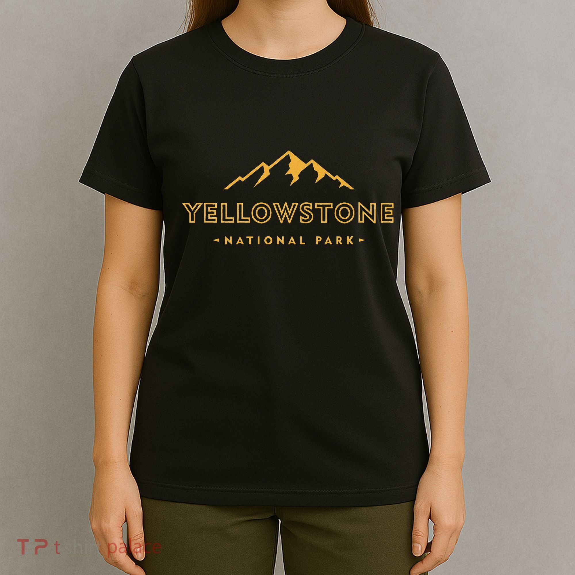 Retro Mountain Yellowstone National Park Hiking Souvenir T-Shirt