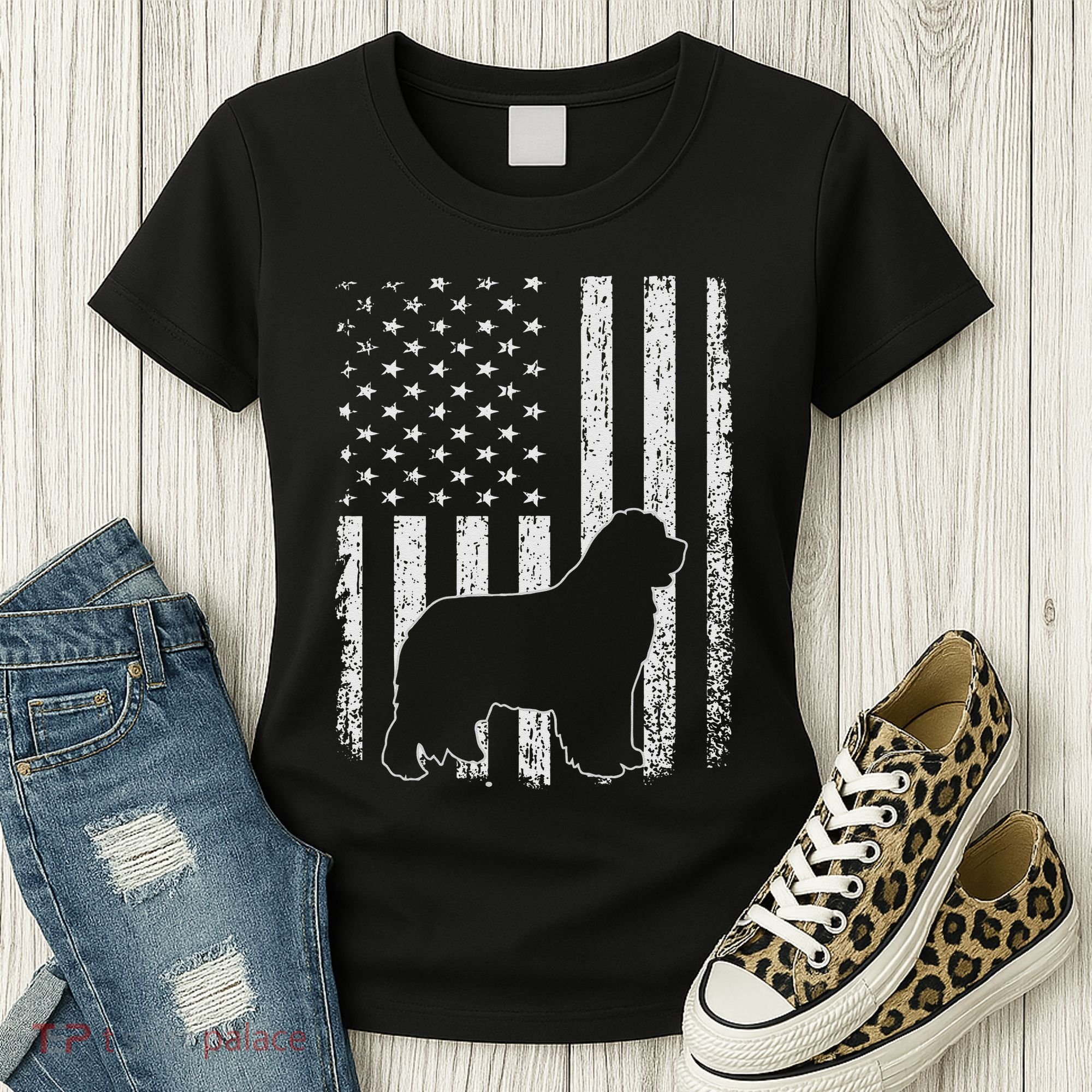 Retro Newfoundland American Flag Dog Dad Dog Mom Women's T-Shirt