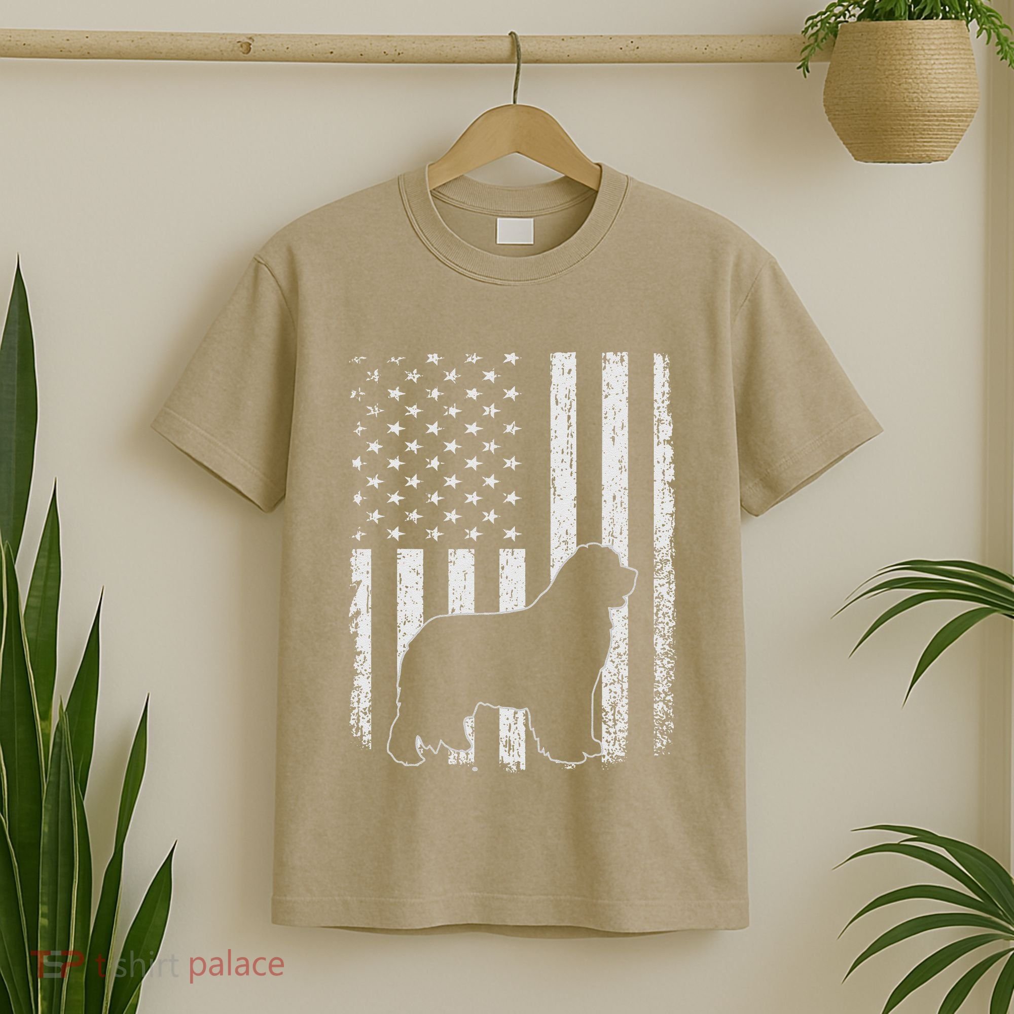 Retro Newfoundland American Flag Dog Dad Dog Mom T-Shirt