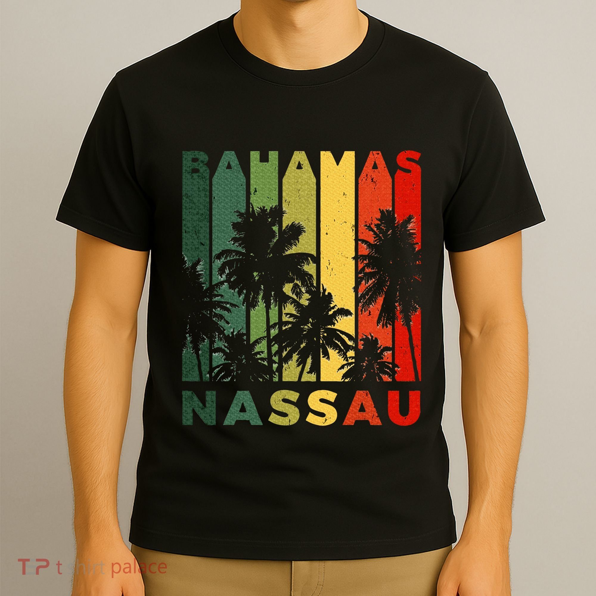 Retro Nassau Bahamas Beach Fan Palm Tree Cool Souvenir T-Shirt