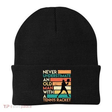 Retro Never underestimate an old man Tennis racket Beanie