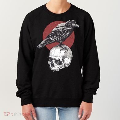 Raven On Skull Women's Sweatshirt
