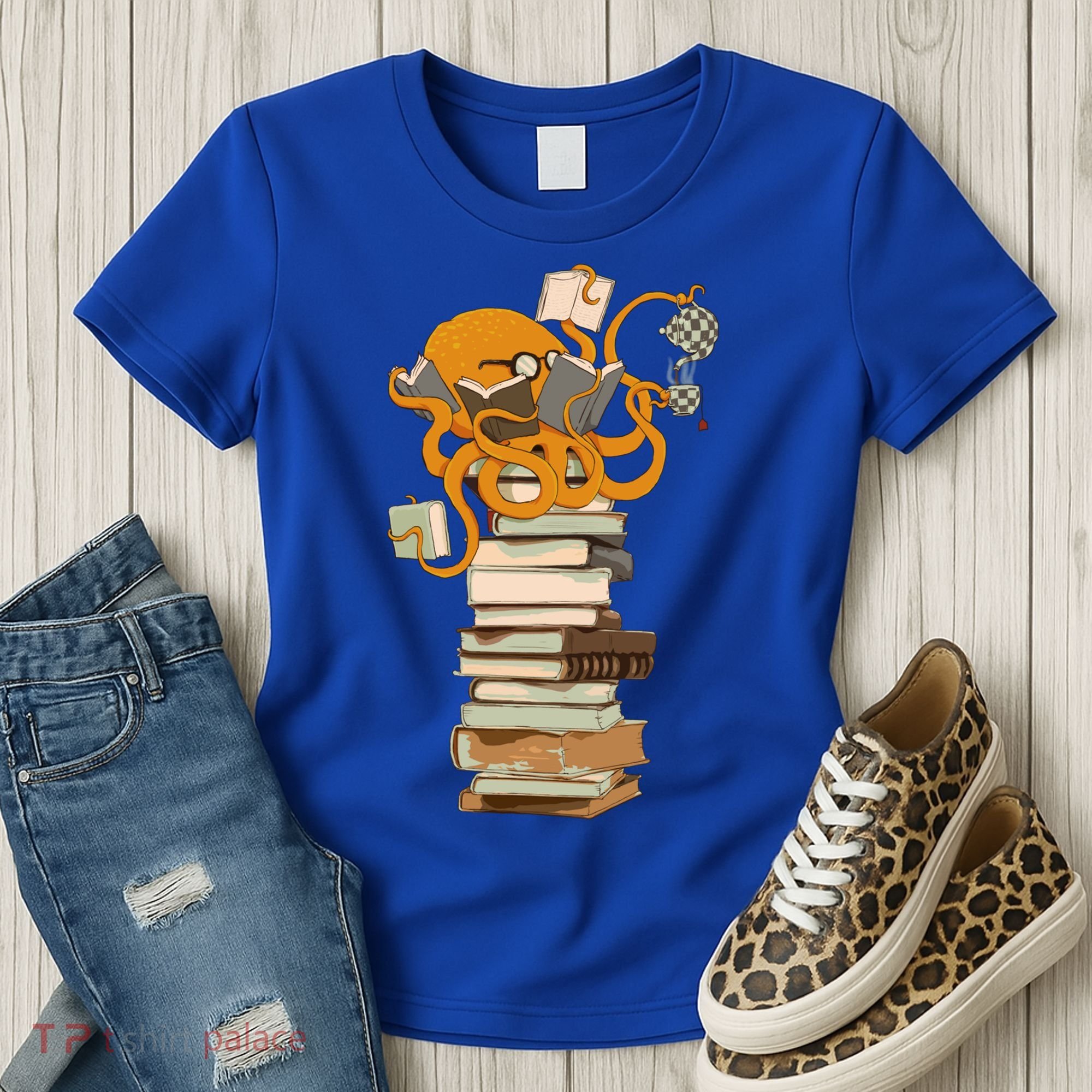 Reading Octopus Tea Coffee And Books Gift Women's T-Shirt