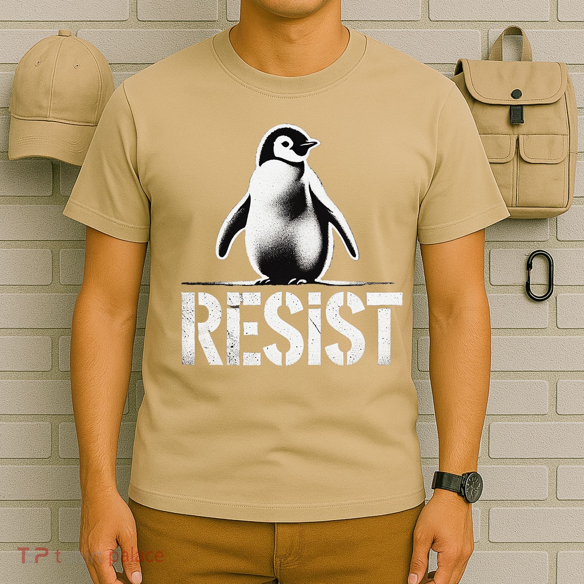 Resist Penguin Activism Penguins Protest Against Tariffs T-Shirt