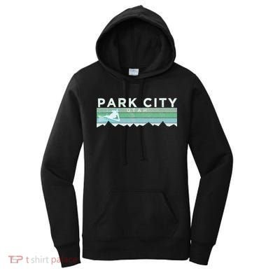 Retro Park City Utah Distressed Skiing Women's Hoodie