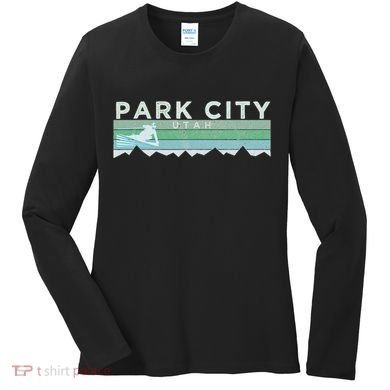 Retro Park City Utah Distressed Skiing Women's Long Sleeve Shirt