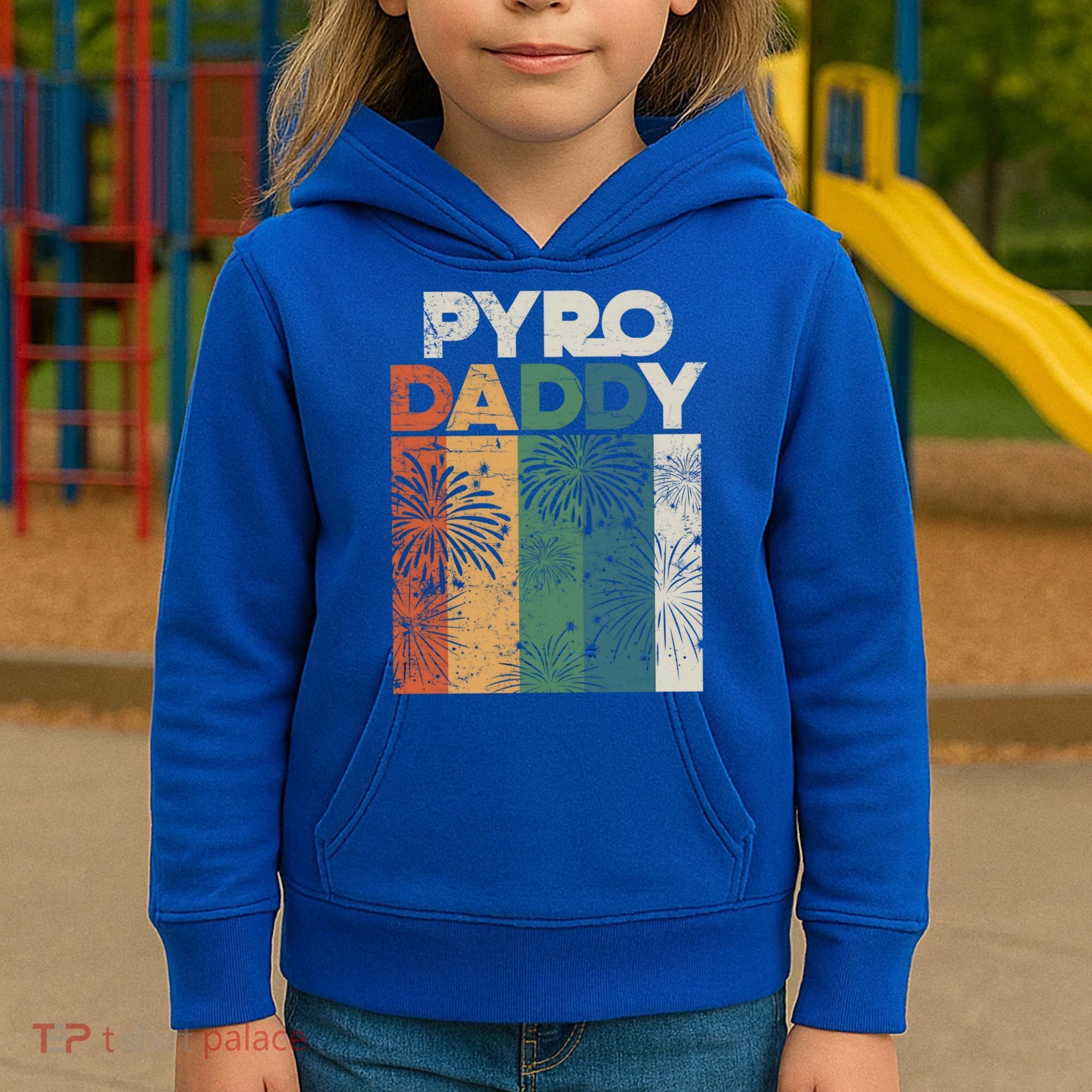 Retro Pyro Daddy Pyrotechnician Father Fireworks Technician Meaningful Gift Kids Hoodie