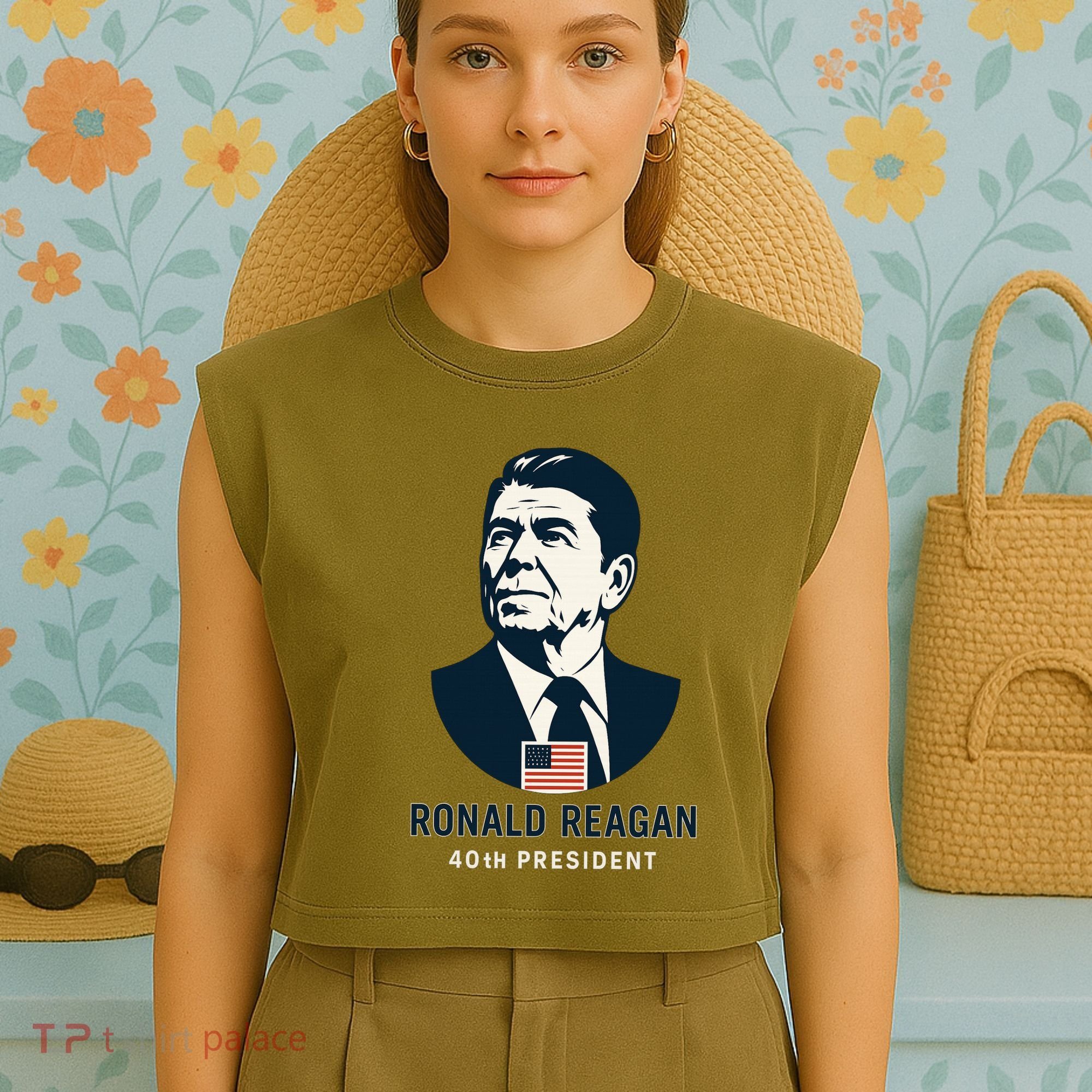 Ronald Reagan 40th President Minimalistic Garment-Dyed Women's Muscle Tee