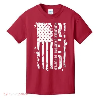 RED Remember Everyone Deployed Distressed Flag Kids T-Shirt