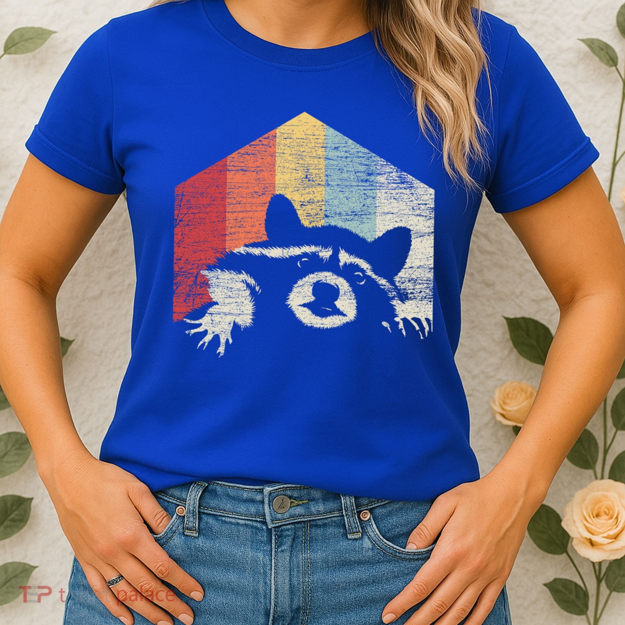 Retro Raccoon Gift Women's T-Shirt