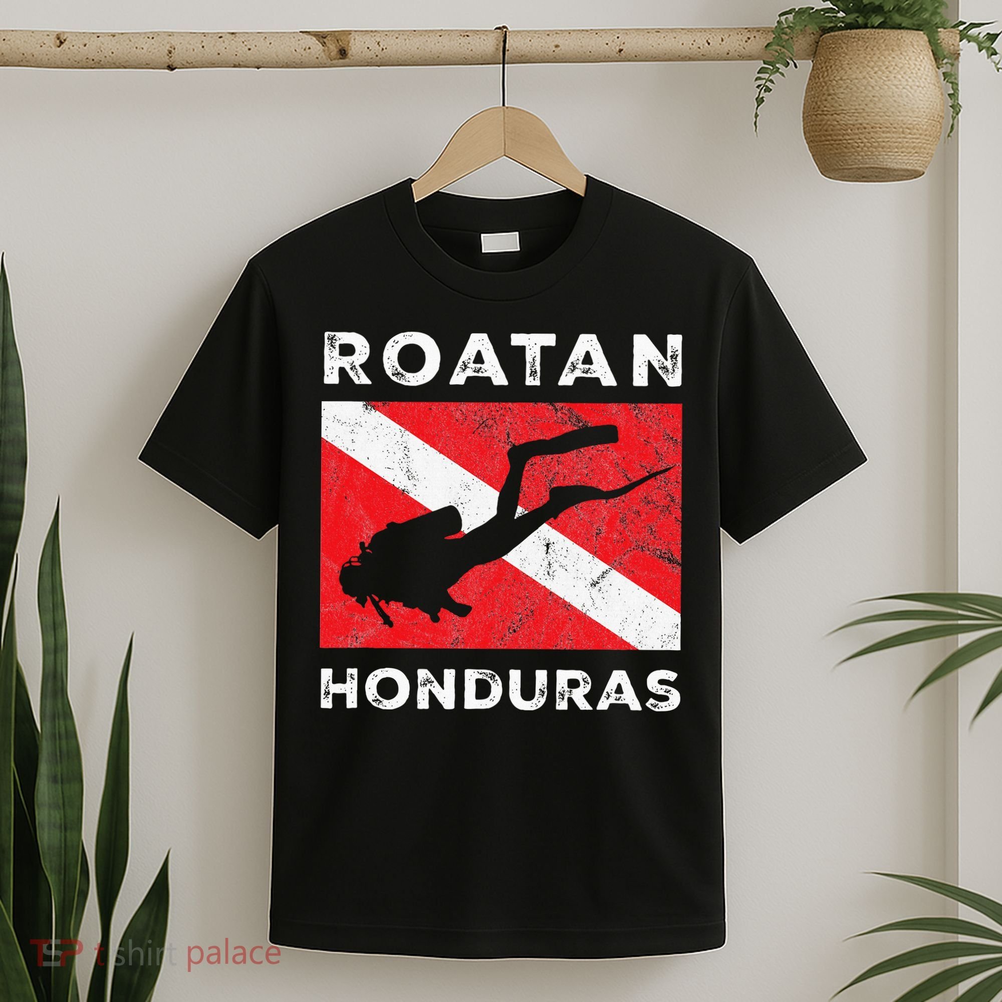 Retro Roatan Honduras Scuba Dive Vintage Dive Flag Diving T-Shirt