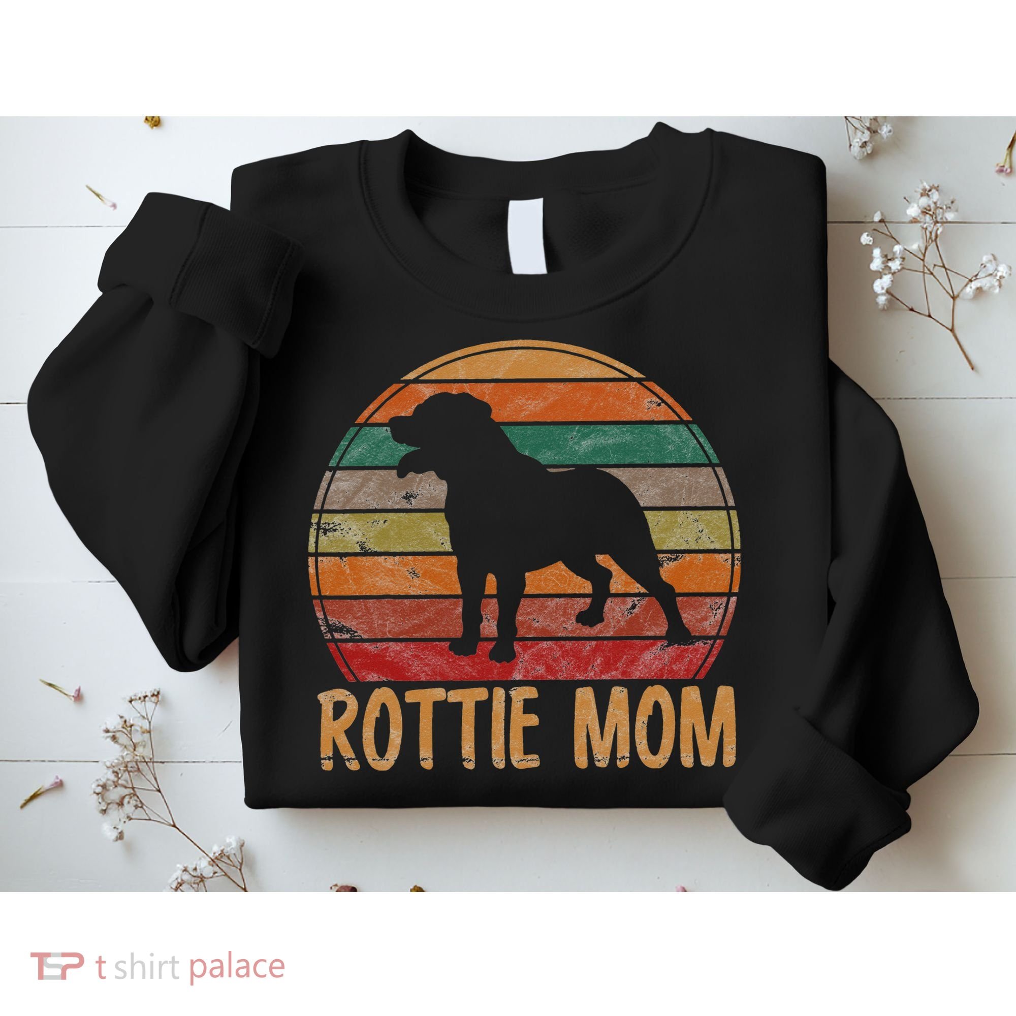 Retro Rottweiler Mom Gift Rott Dog Mother Pet Rottie Mama Sweatshirt