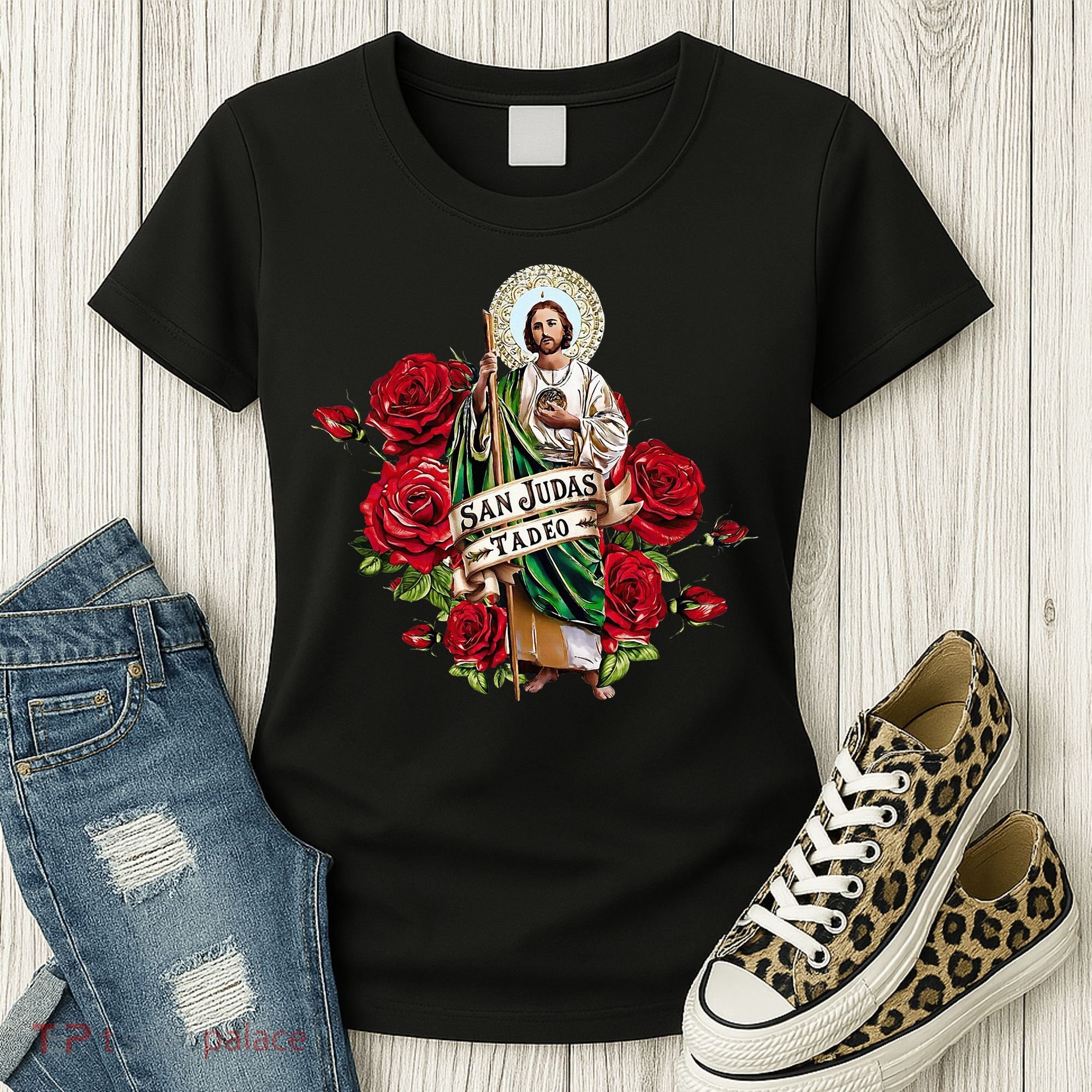 Red Roses San Judas Tadeo Con Bandera De MéXico Women's T-Shirt