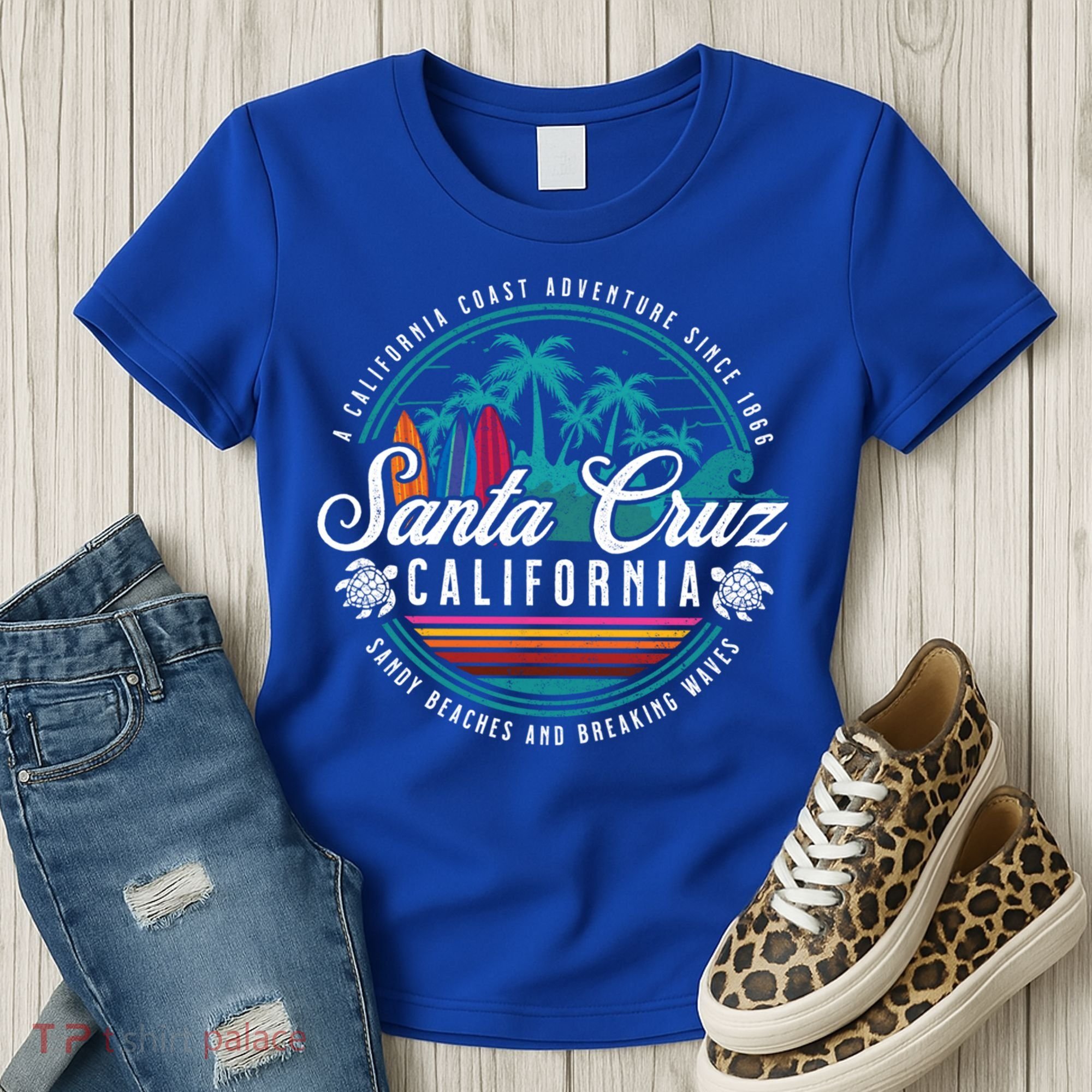 Retro Santa Cruz California Sandy Beaches Breaking Waves Gift Women's T-Shirt