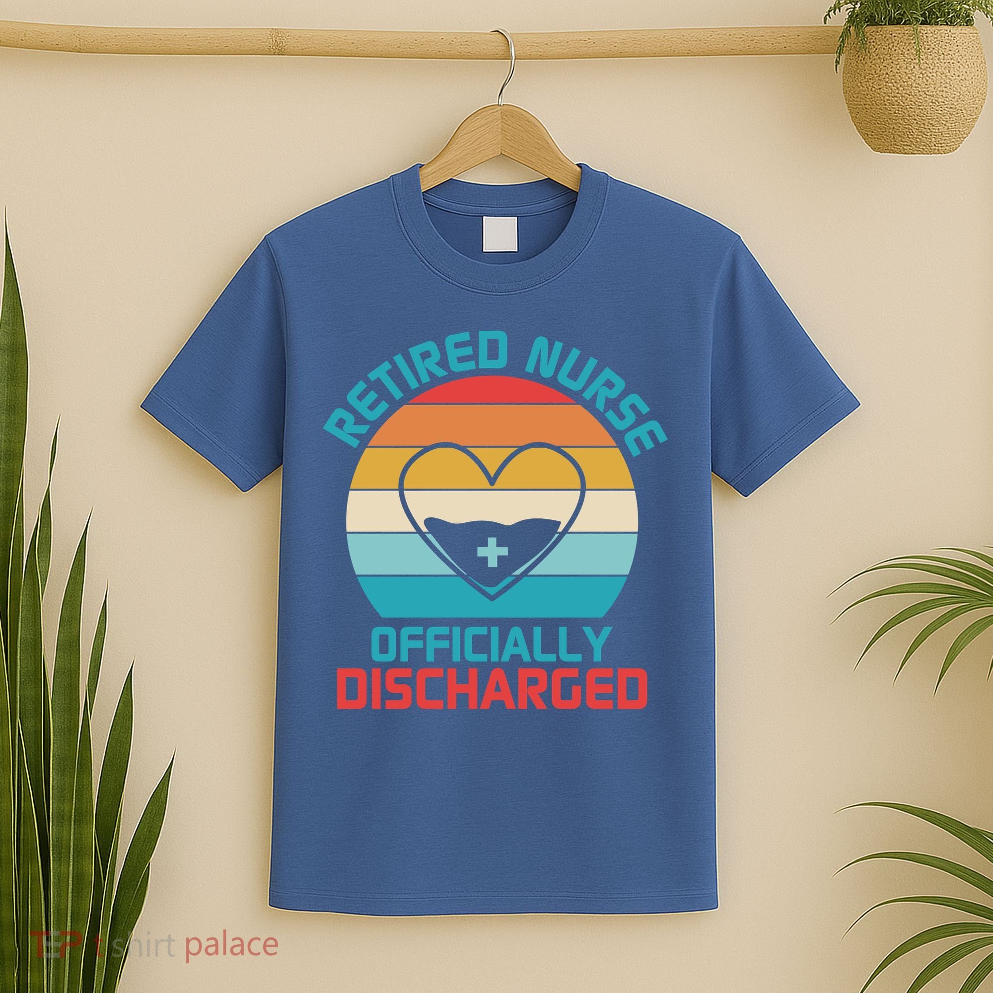 Retro Sunset Funny Retired Nurse Funny Nurse Retirement Quote T-Shirt