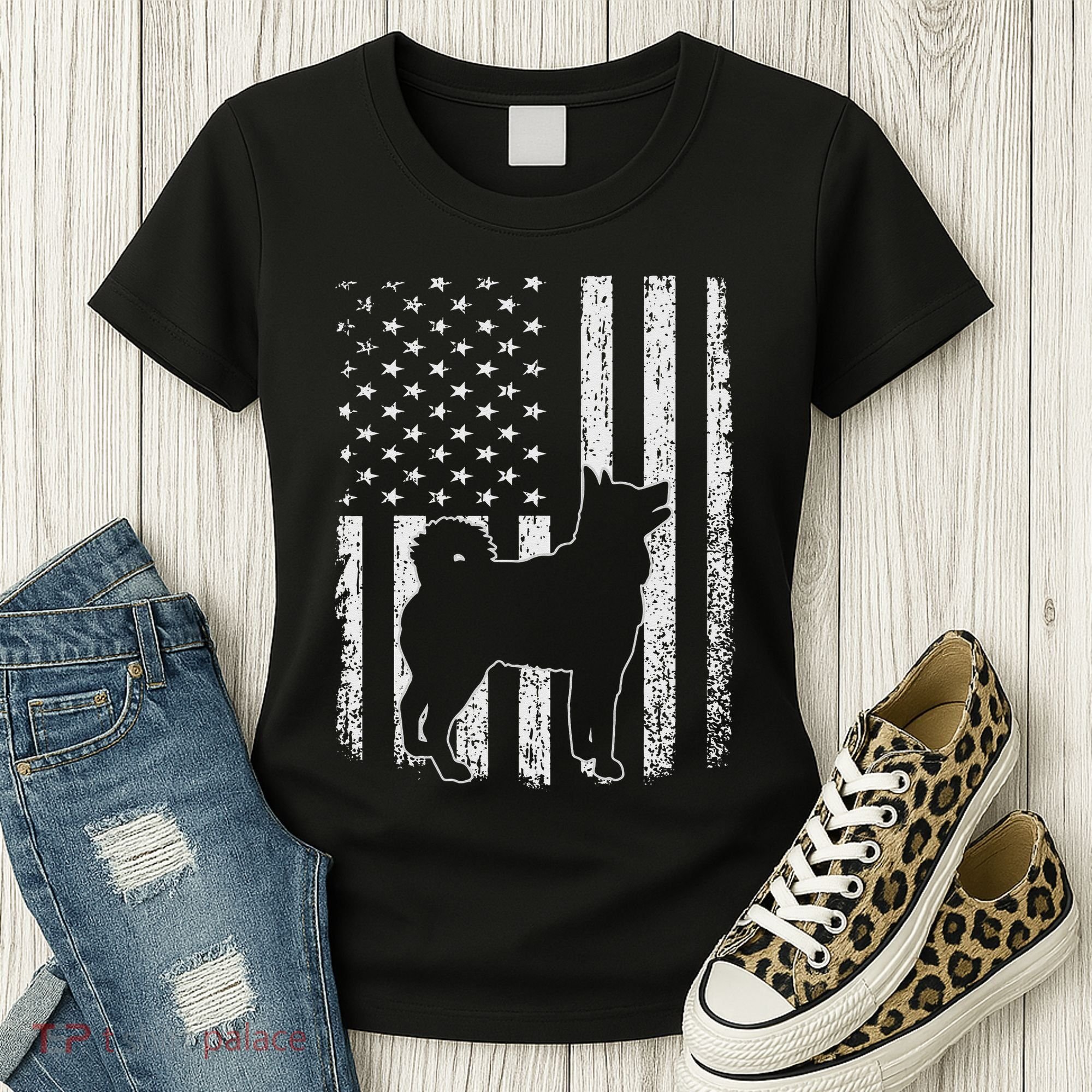 Retro Siberian Husky American Flag Dog Dad Dog Mom Women's T-Shirt