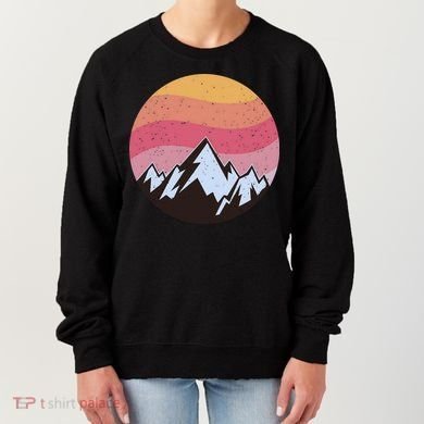 Retro Sunset Mountain Women's Sweatshirt