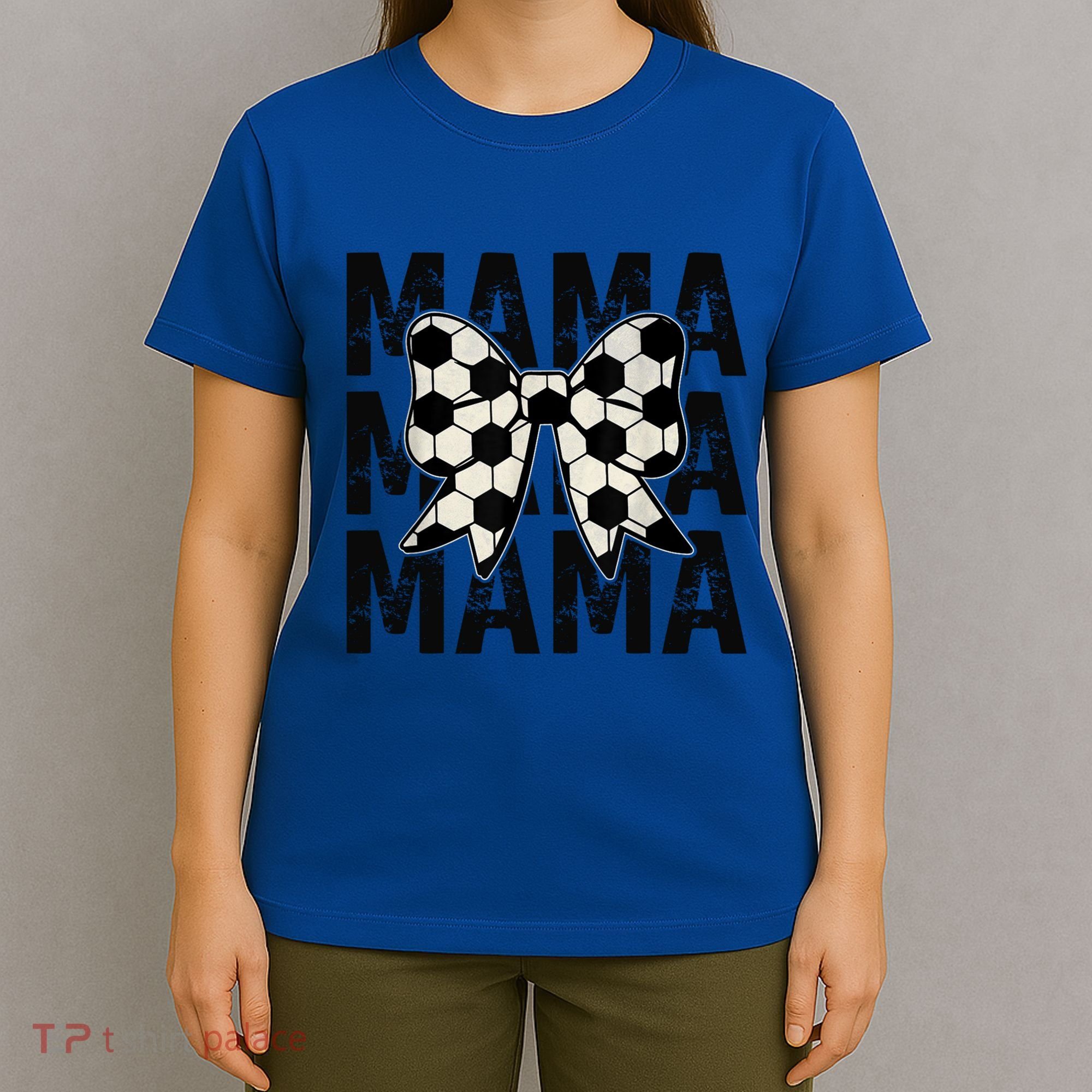 Retro Soccer Mama Cool Coquette Mom Soccer Retro Mothers Day Gift T-Shirt