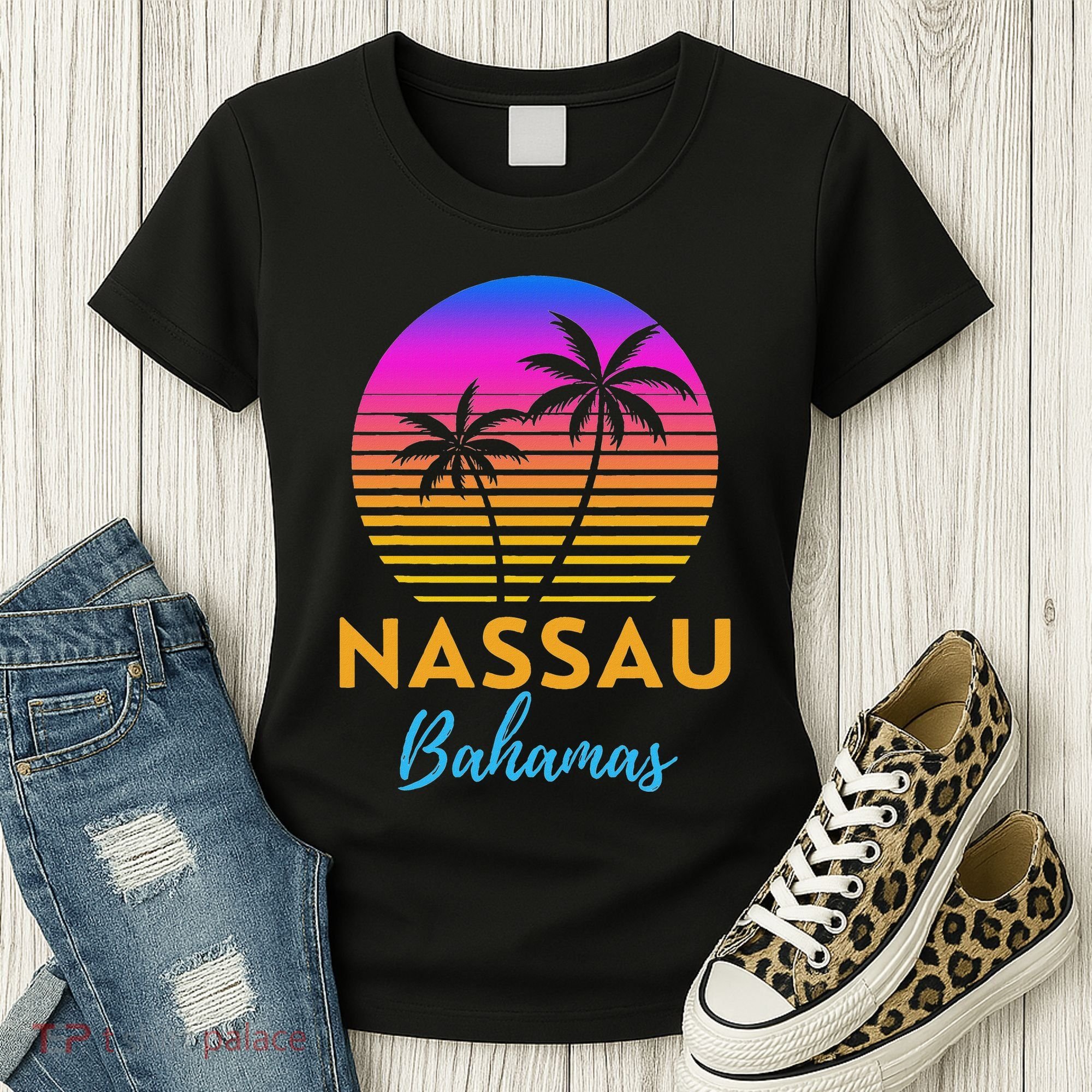 Retro Sunset Nassau Bahamas Beach Trip Vacation Summer Group Women's T-Shirt
