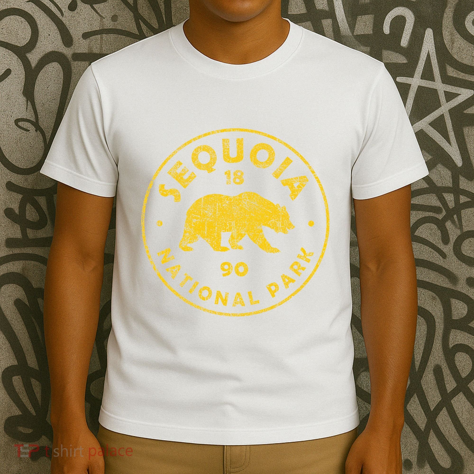 Retro Sequoia National Park Women Vintage Hiking T-Shirt