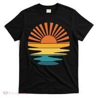 Retro Sunset Rays Wavy Vintage Retro Sunshine Sun Rays Beachy Vibes Retro Summer T-Shirt thumb 0