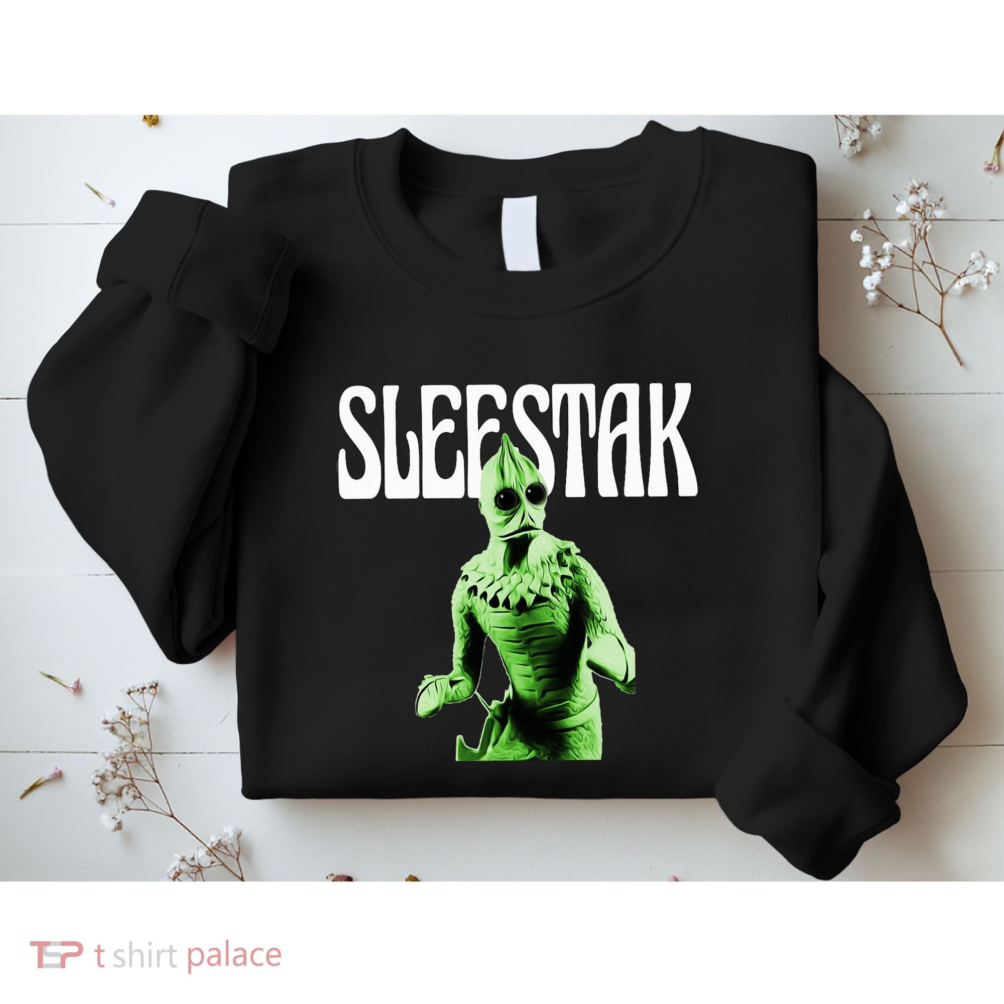 Retro Sleestak Reptilian Alien Graphic Sweatshirt