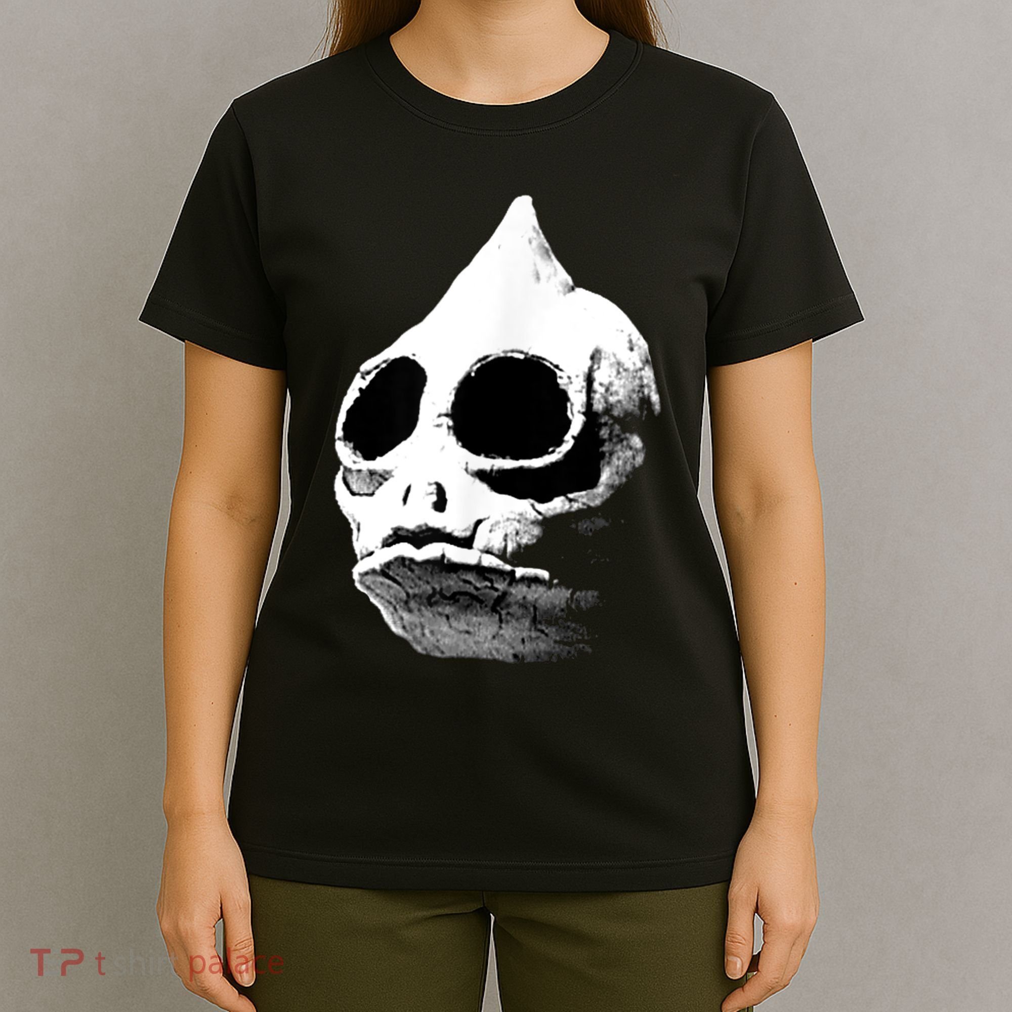 Retro Sleestak Reptilian Skull Graphic T-Shirt