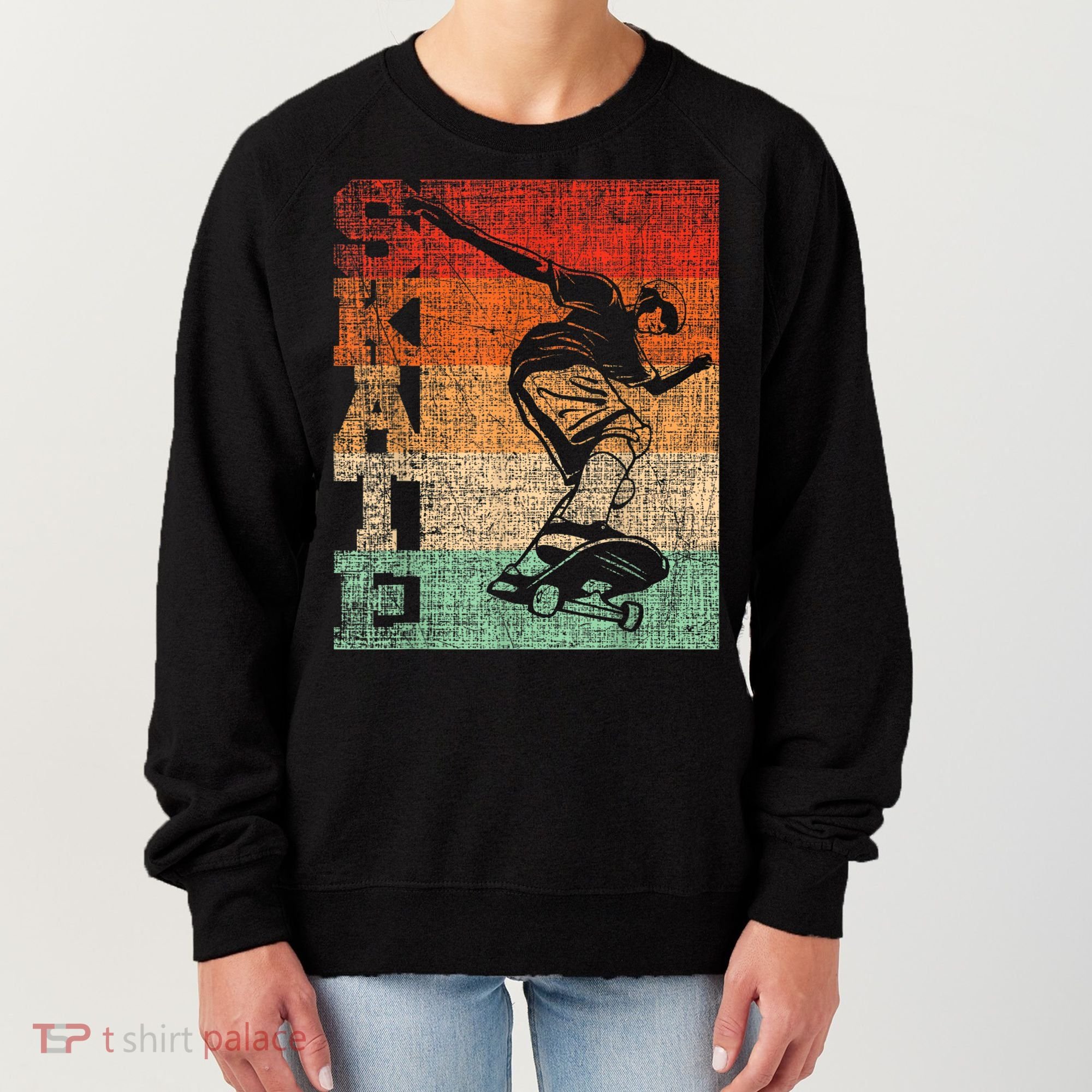 Retro Skate Skateboarder Skateboard Skateboarding Skater Women's Sweatshirt