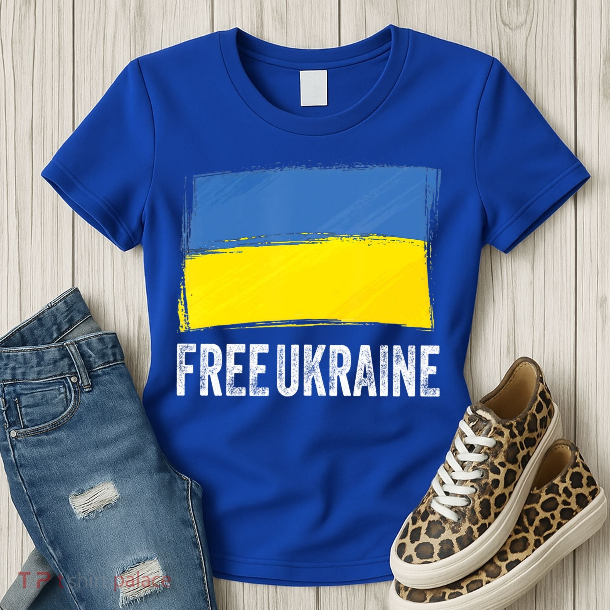Retro Support Ukraine I Stand With Ukraine Flag Free Ukraine Gift Women's T-Shirt