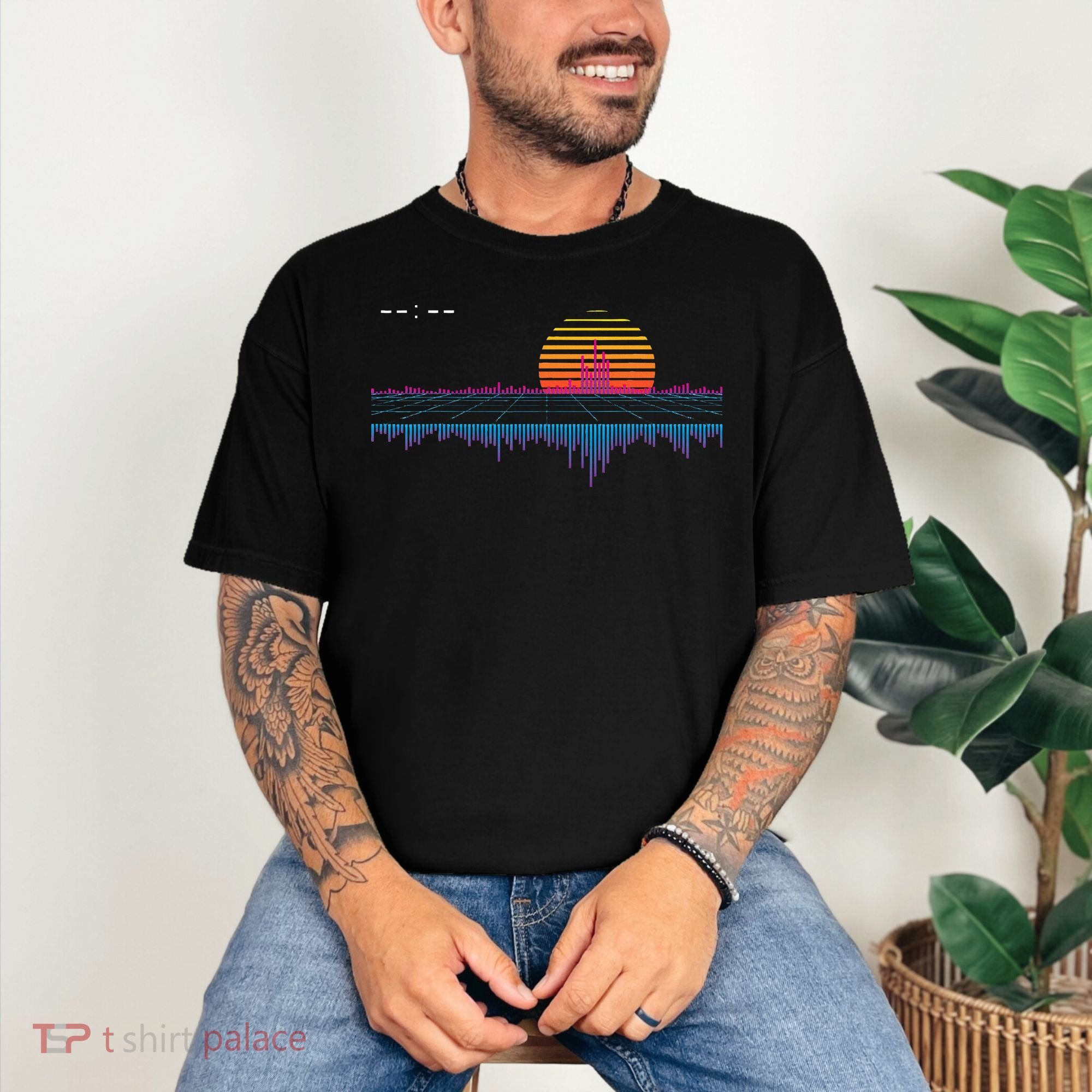 Retrowave Synthwave Vaporwave Sunset Aesthetic Comfort Colors T-Shirt
