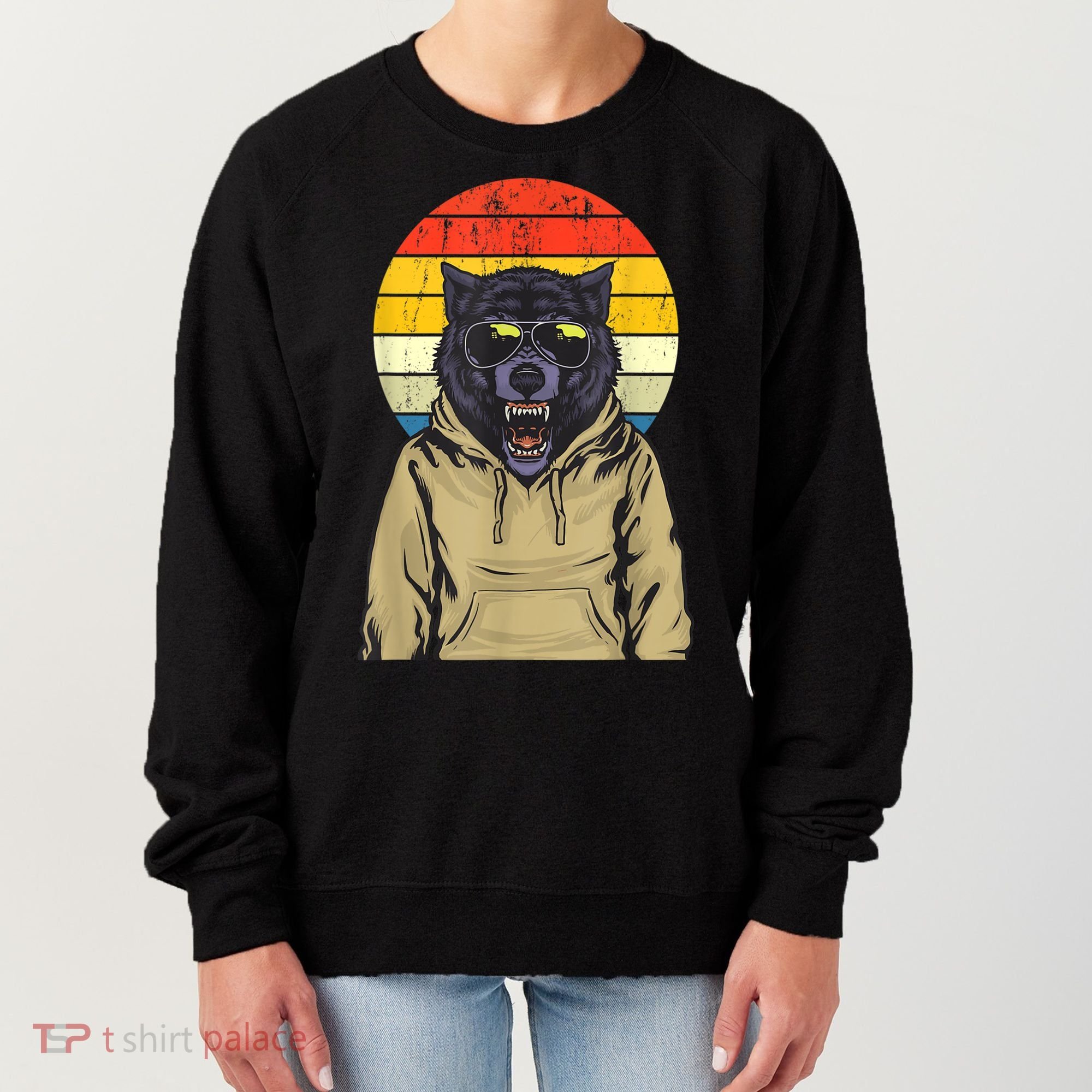 Retro Sunset Wolf Women's Sweatshirt