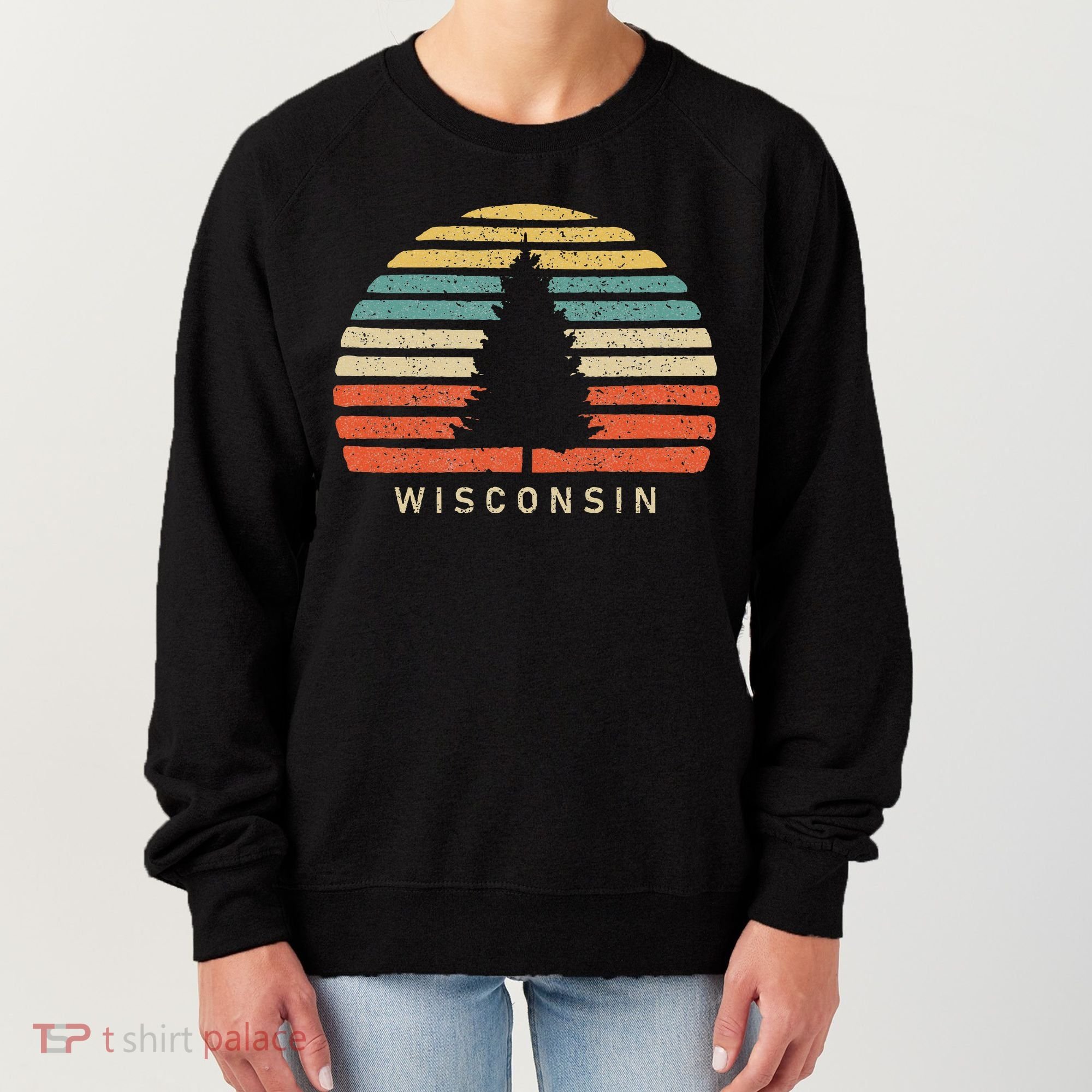 Retro Sunset Wisconsin Pine Tree Women's Sweatshirt