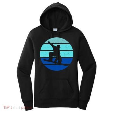 Retro Snowboarding Winter Sport Women's Hoodie