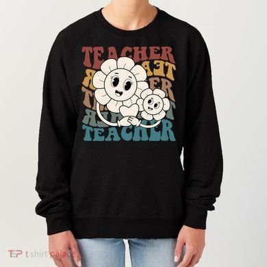 Retro Teacher Cute Gift Sunflower Heart Women's Sweatshirt