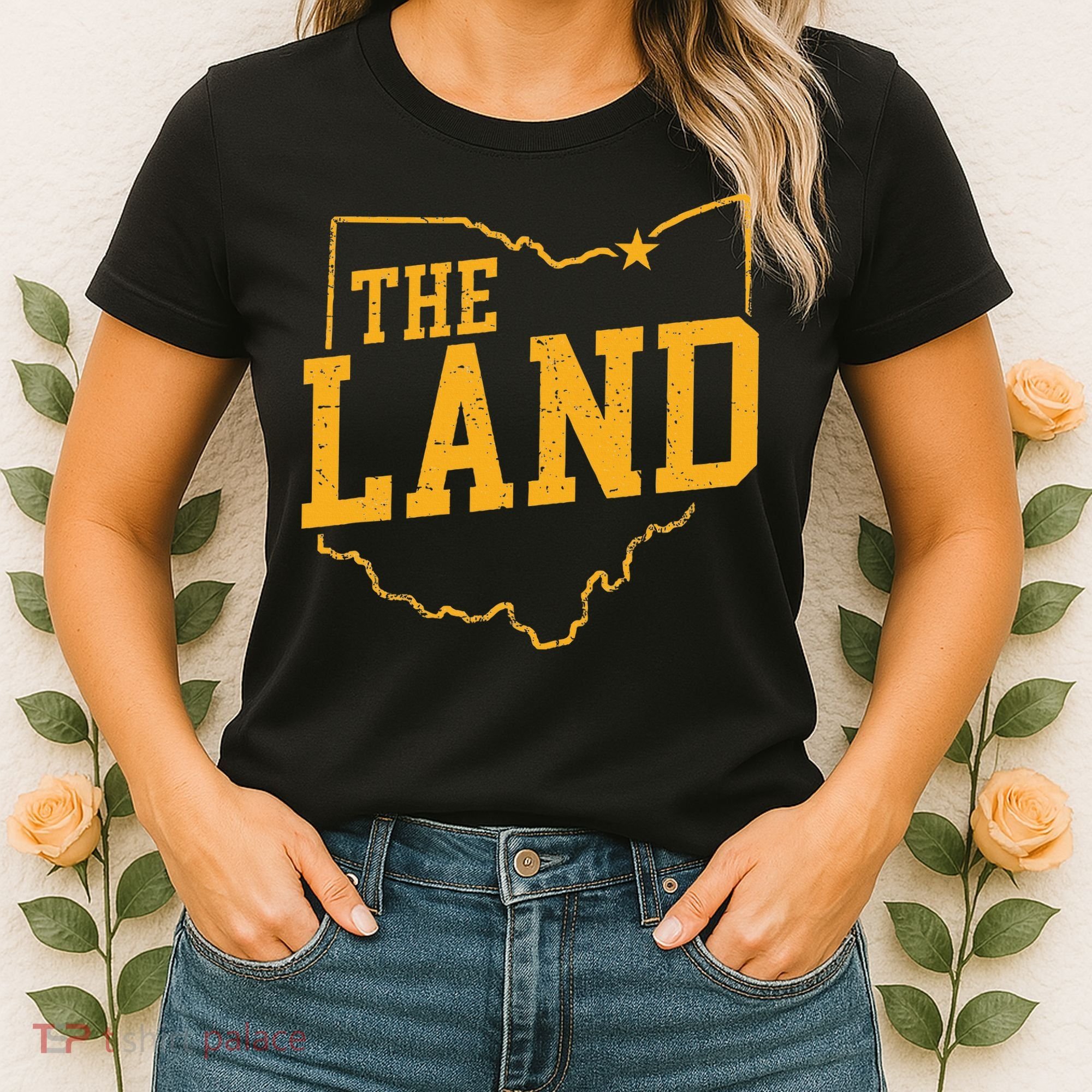 Retro The Land Cleveland Ohio Classic Throwback Souvenir Women's T-Shirt