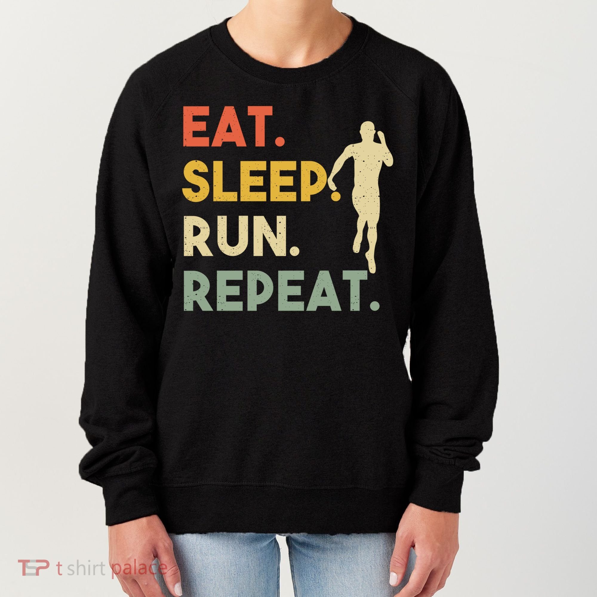 Retro Training Motivation Running Lover Eat Sleep Run Repeat Gift Women's Sweatshirt