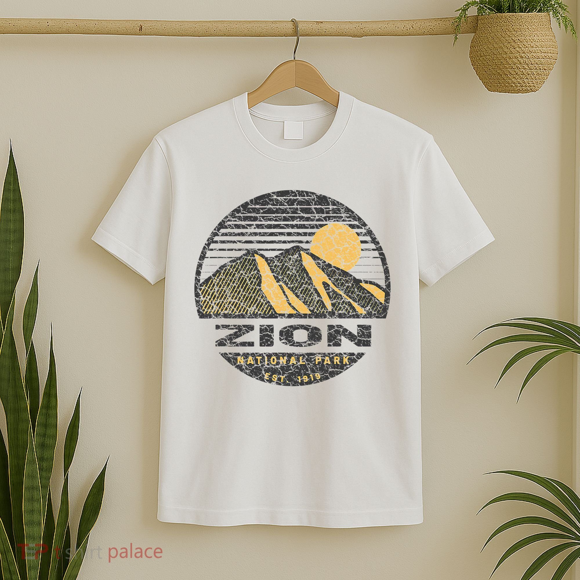 Road Trip Mount Zion National Park Utah Mountain Sunset Art T-Shirt