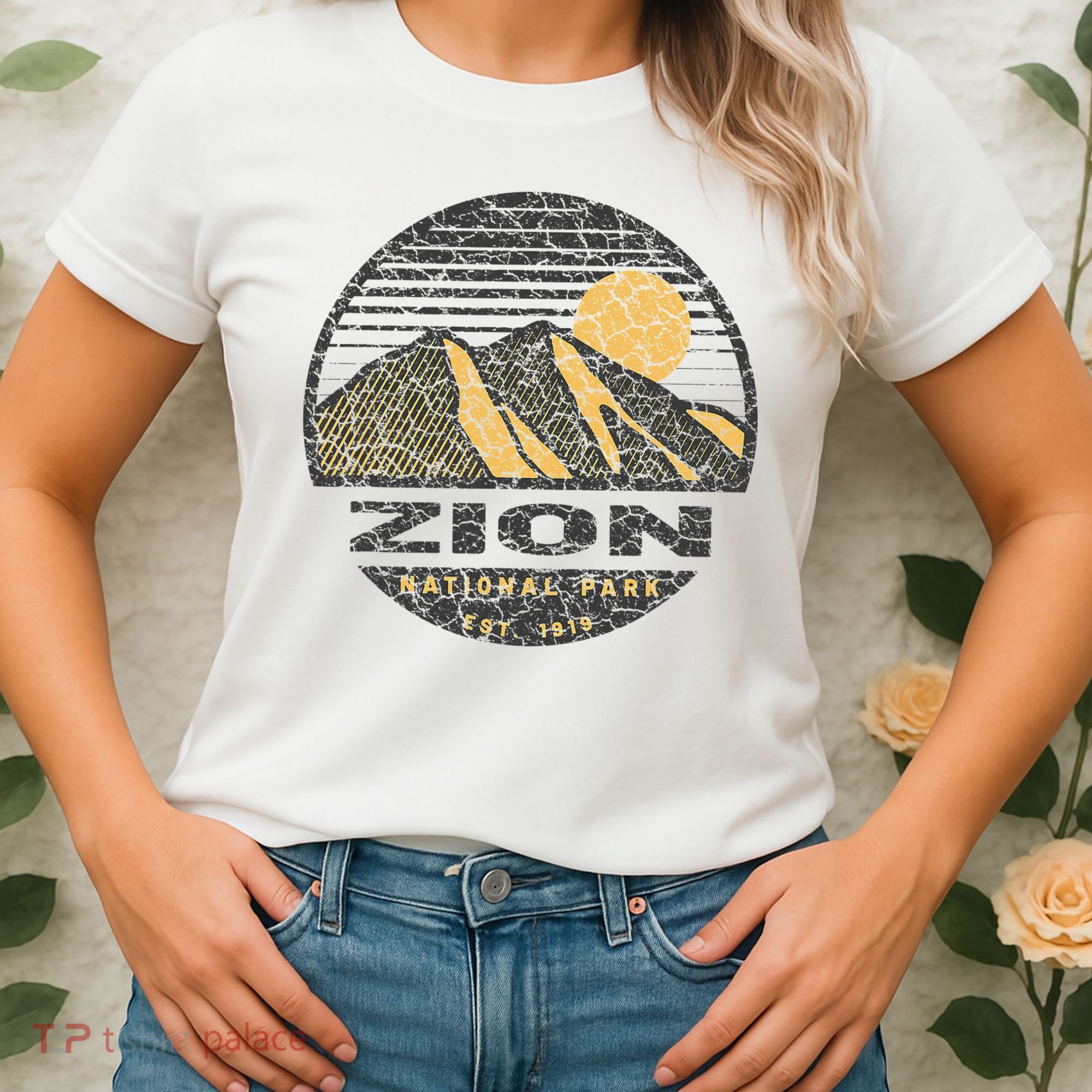 Road Trip Mount Zion National Park Utah Mountain Sunset Art Women's T-Shirt