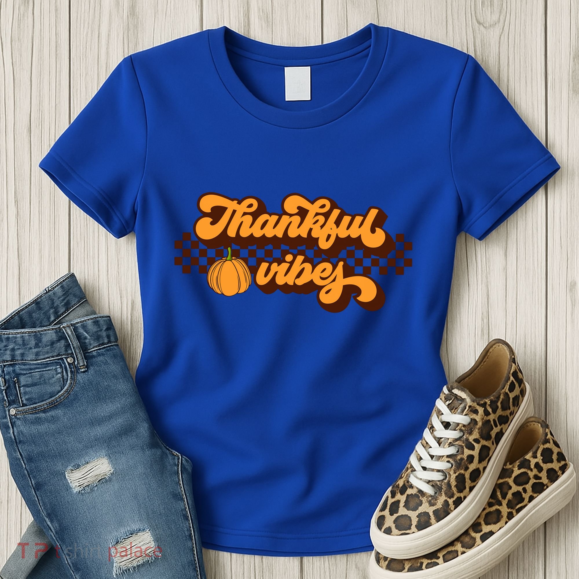 Retro Thankful Vibes Thanksgiving Fall Season Gift Women's T-Shirt