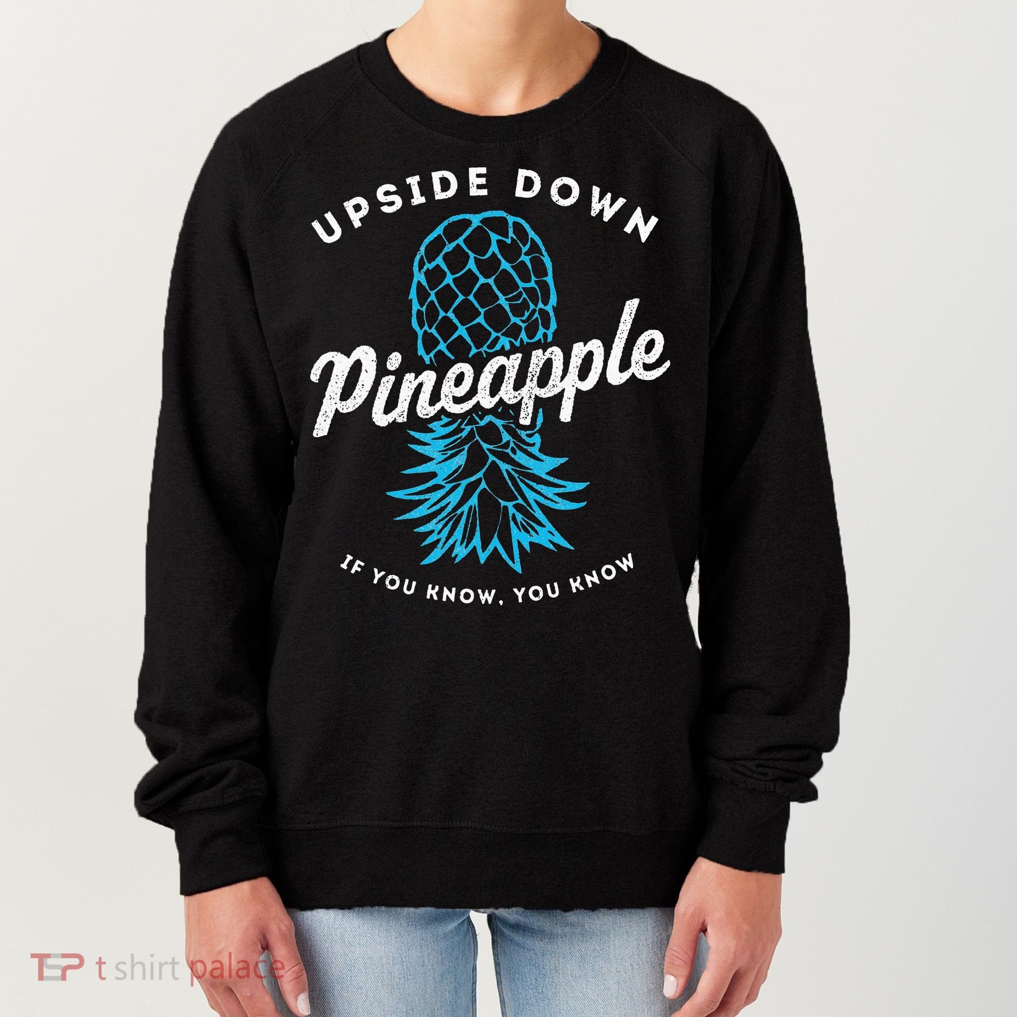 Retro Upside Down Pineapple Swinger Women's Sweatshirt